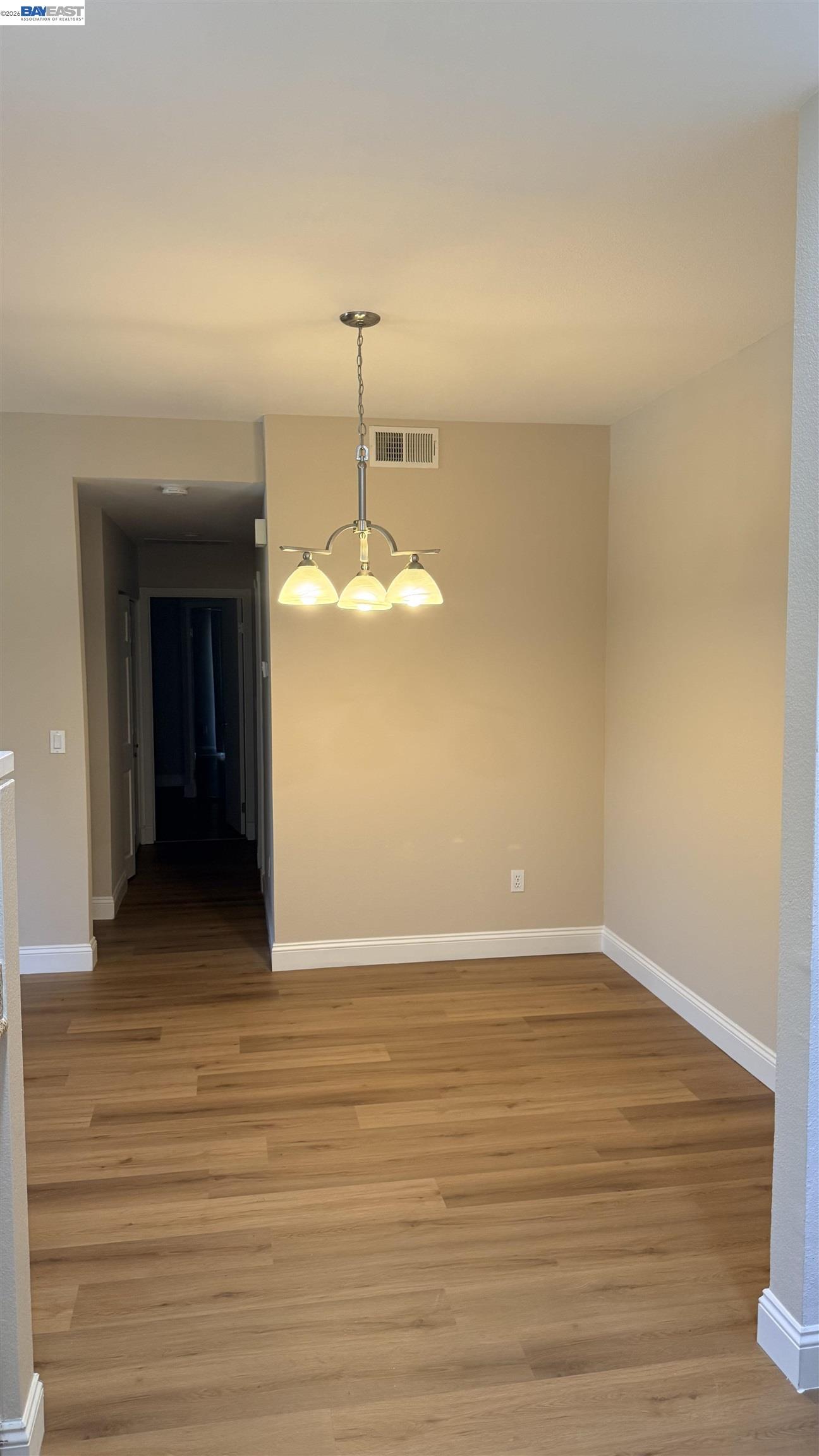 Detail Gallery Image 11 of 52 For 103 Tuscany Court, Hercules,  CA 94547 - 2 Beds | 2 Baths