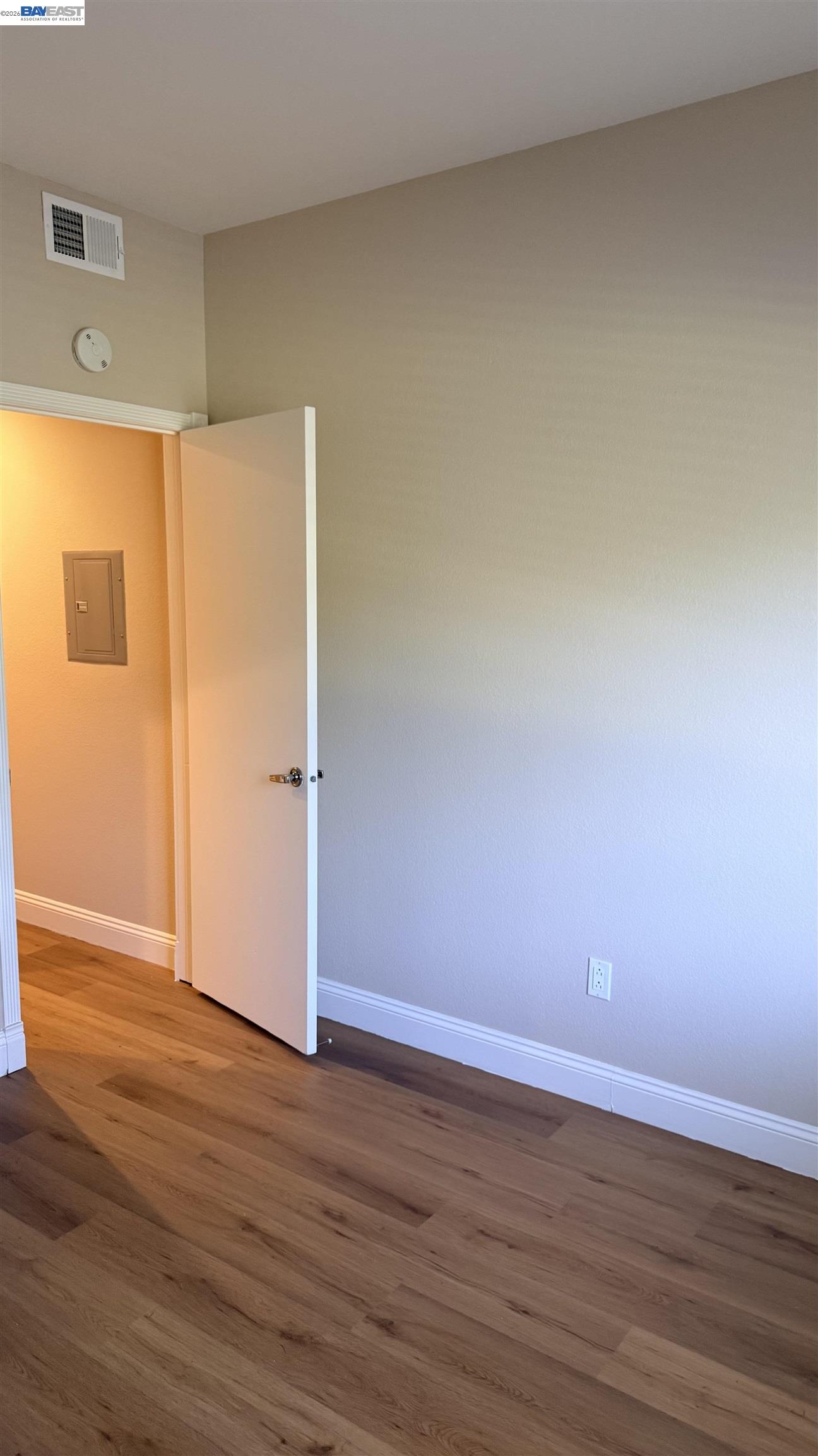 Detail Gallery Image 17 of 50 For 103 Tuscany Court, Hercules,  CA 94547 - 2 Beds | 2 Baths