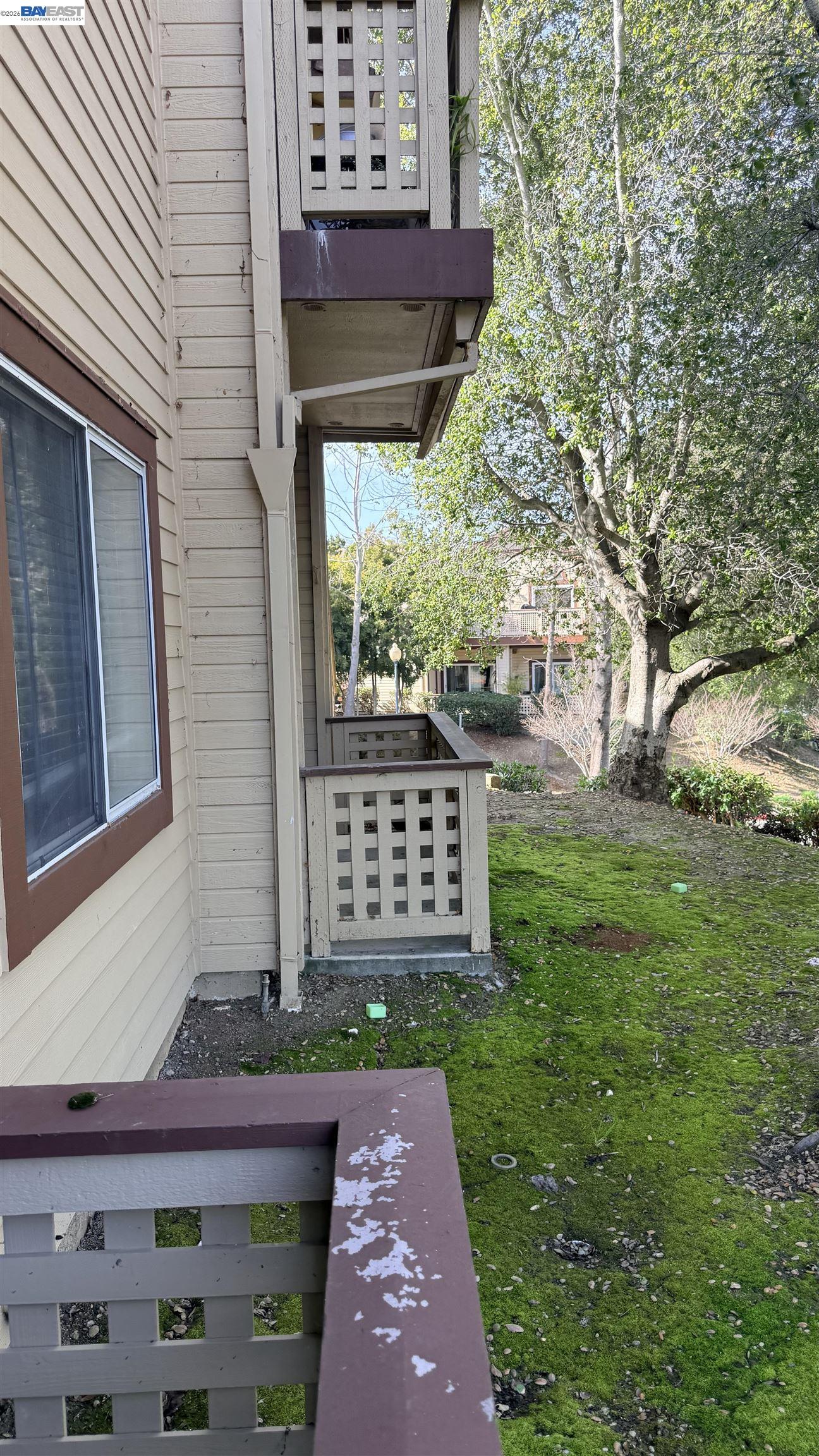 Detail Gallery Image 36 of 50 For 103 Tuscany Court, Hercules,  CA 94547 - 2 Beds | 2 Baths