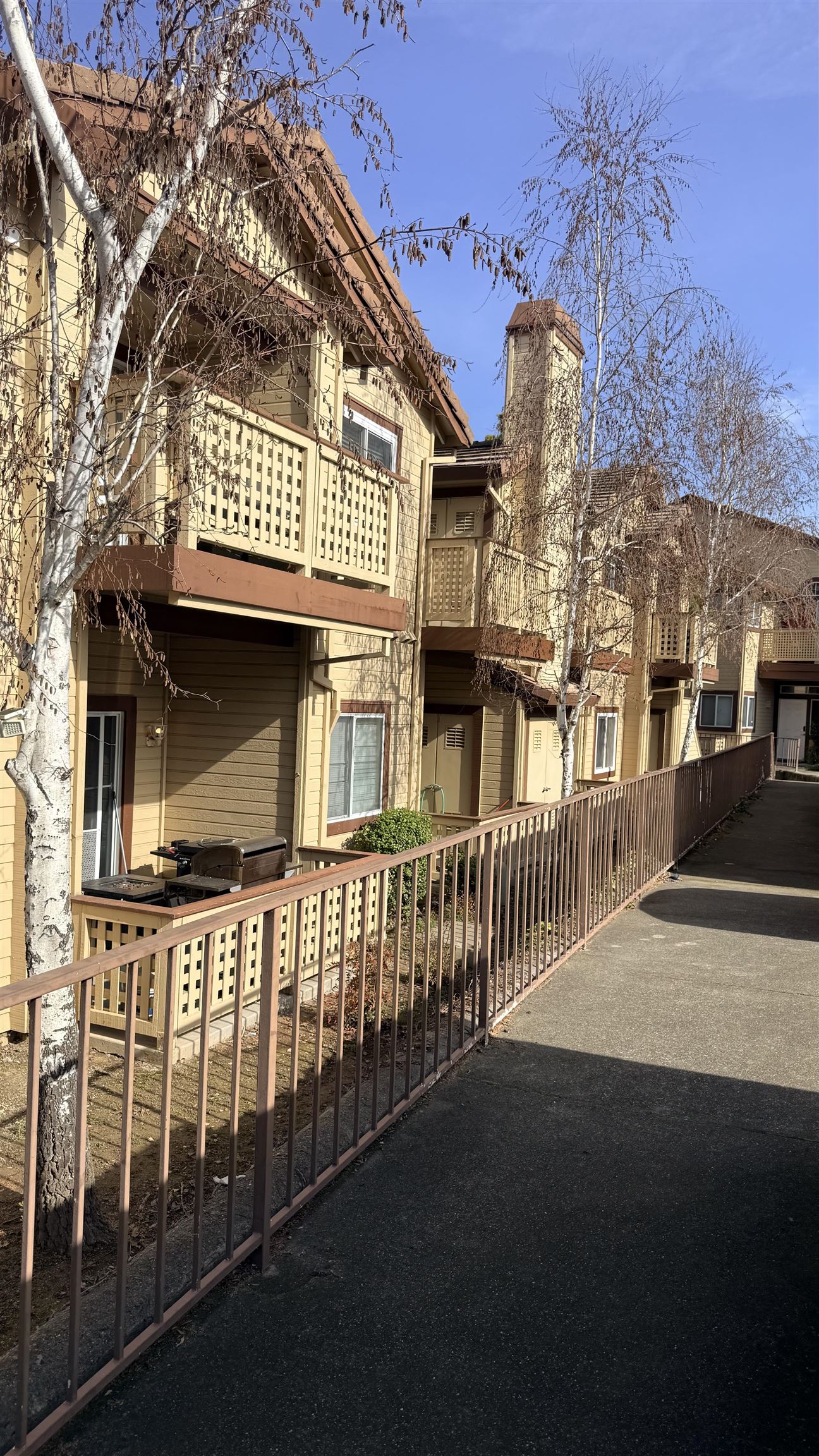 Detail Gallery Image 48 of 53 For 103 Tuscany Court, Hercules,  CA 94547 - 2 Beds | 2 Baths