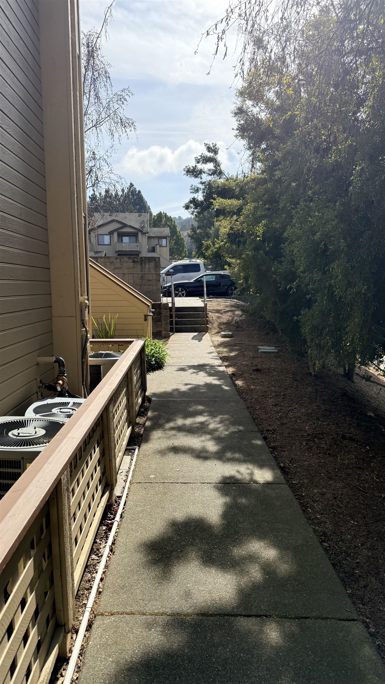 Detail Gallery Image 50 of 53 For 103 Tuscany Court, Hercules,  CA 94547 - 2 Beds | 2 Baths