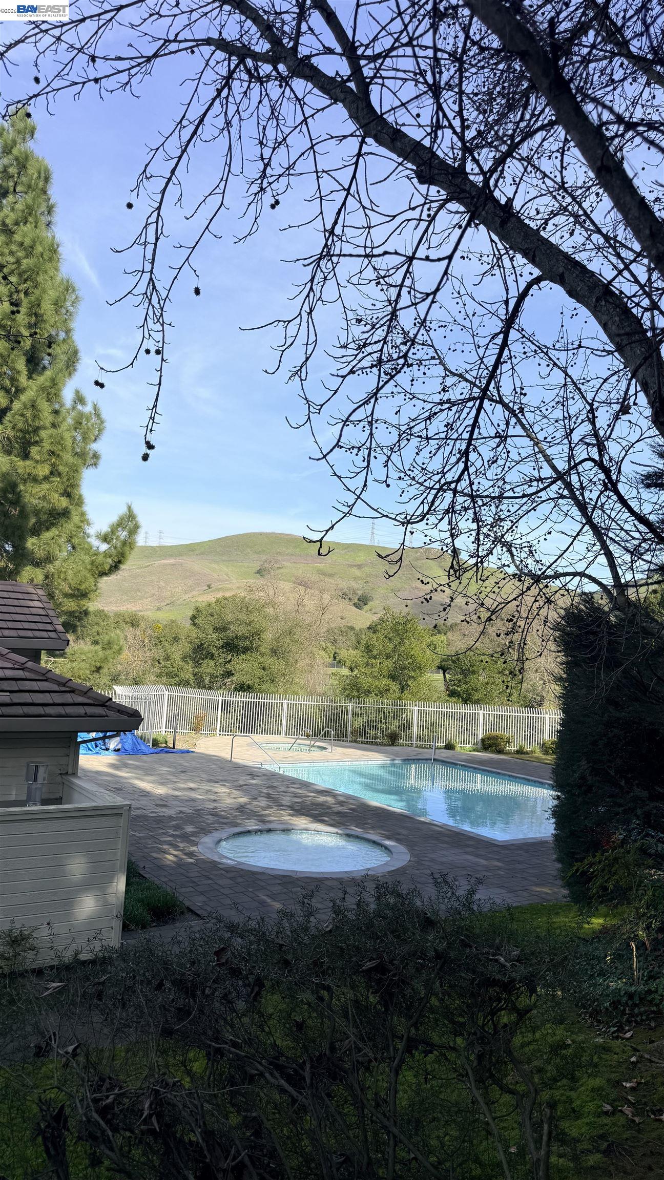 Detail Gallery Image 50 of 50 For 103 Tuscany Court, Hercules,  CA 94547 - 2 Beds | 2 Baths