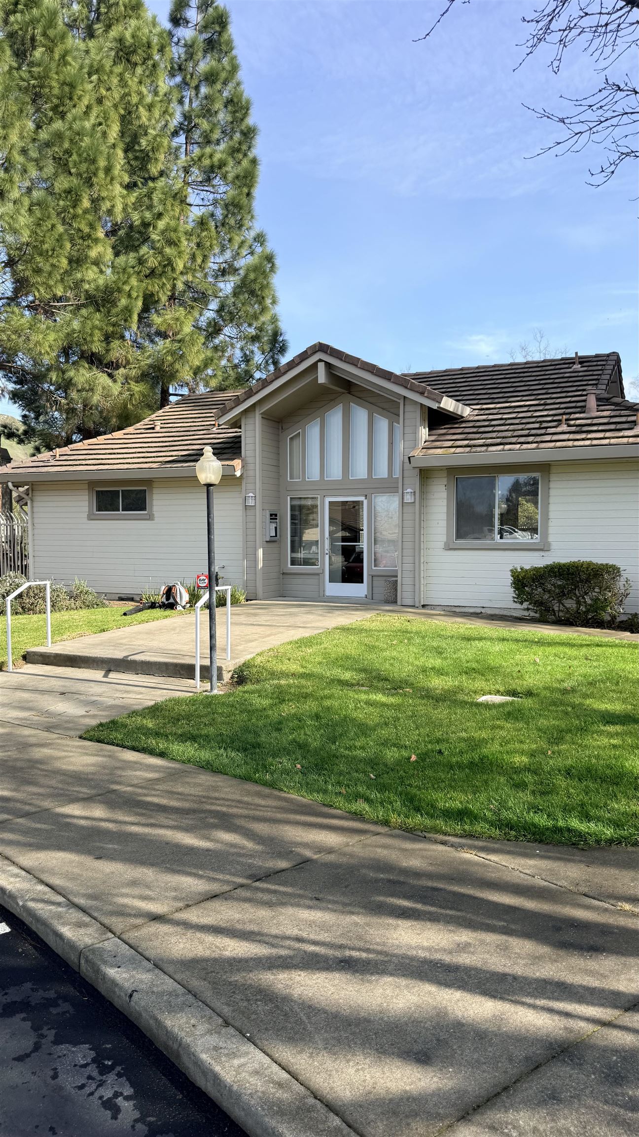 Detail Gallery Image 52 of 53 For 103 Tuscany Court, Hercules,  CA 94547 - 2 Beds | 2 Baths