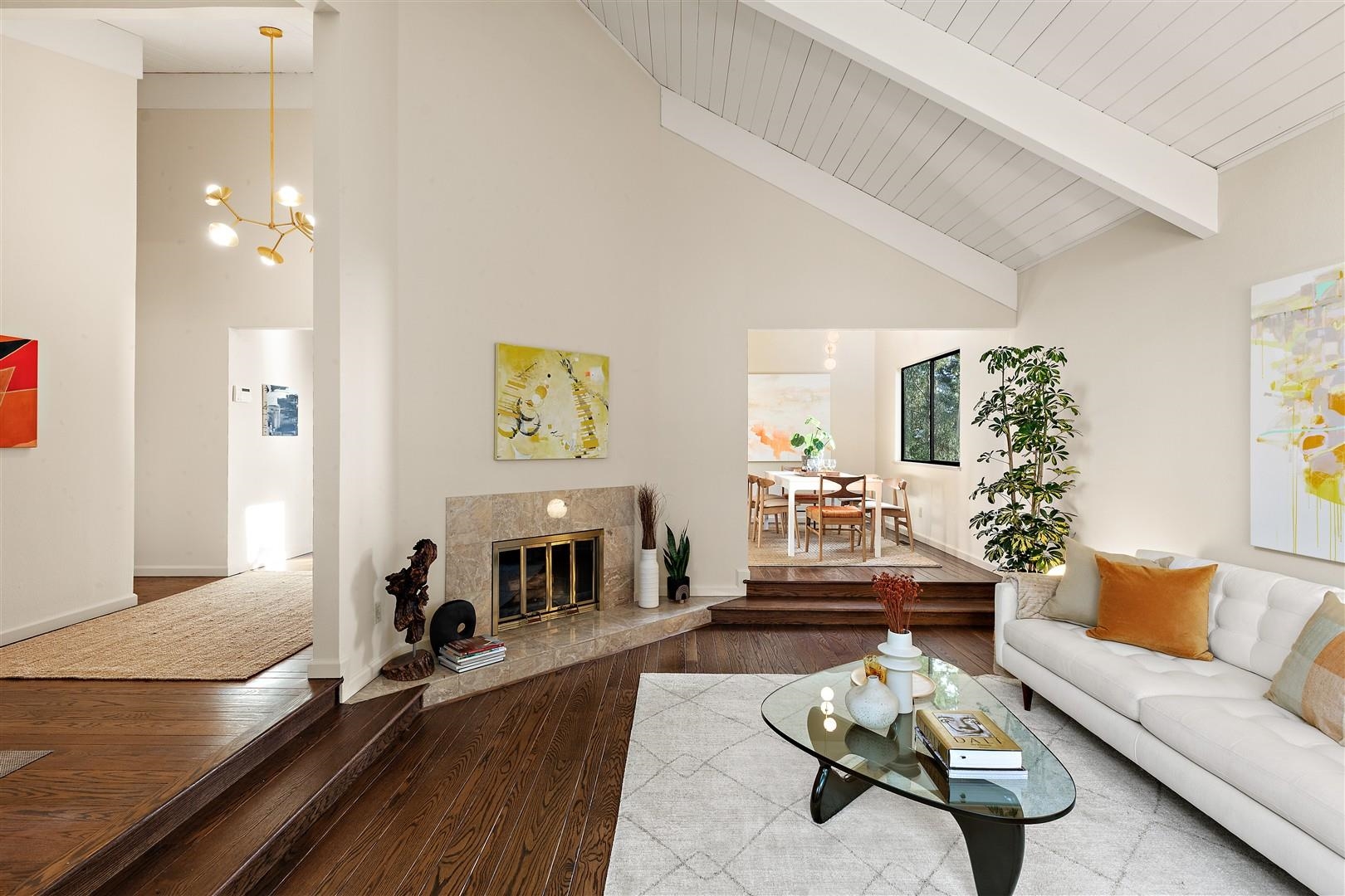 Detail Gallery Image 13 of 57 For 2355 Pelham Pl, Oakland,  CA 94611 - 3 Beds | 2/1 Baths