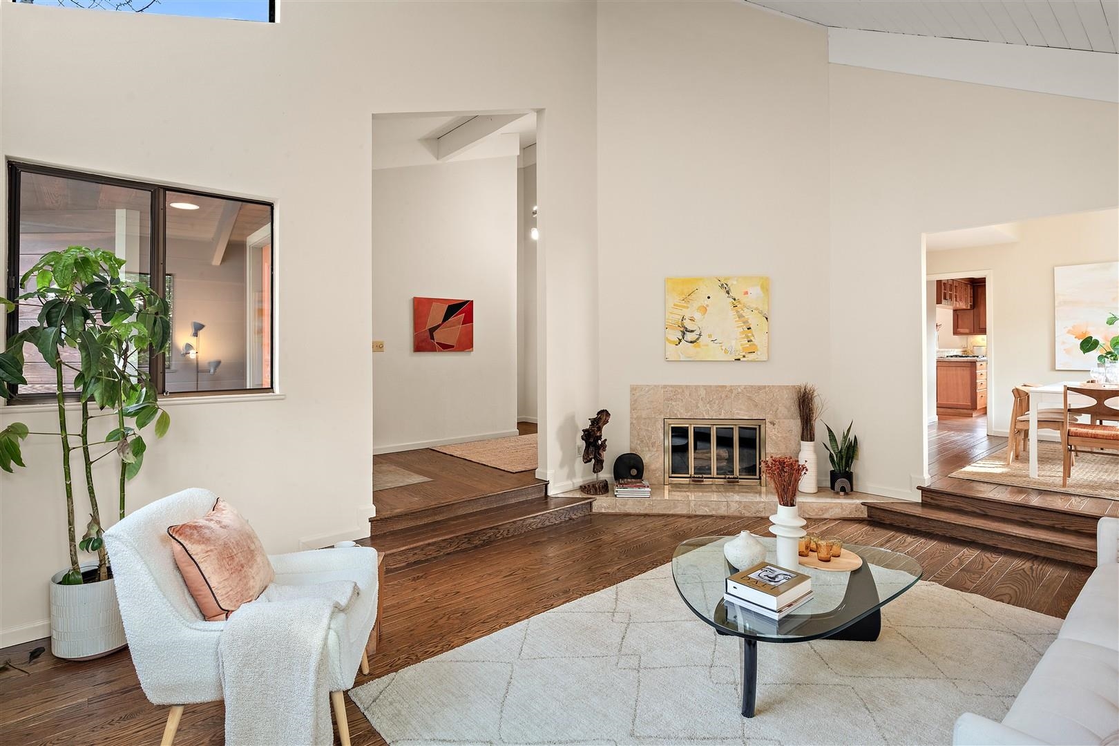 Detail Gallery Image 16 of 57 For 2355 Pelham Pl, Oakland,  CA 94611 - 3 Beds | 2/1 Baths