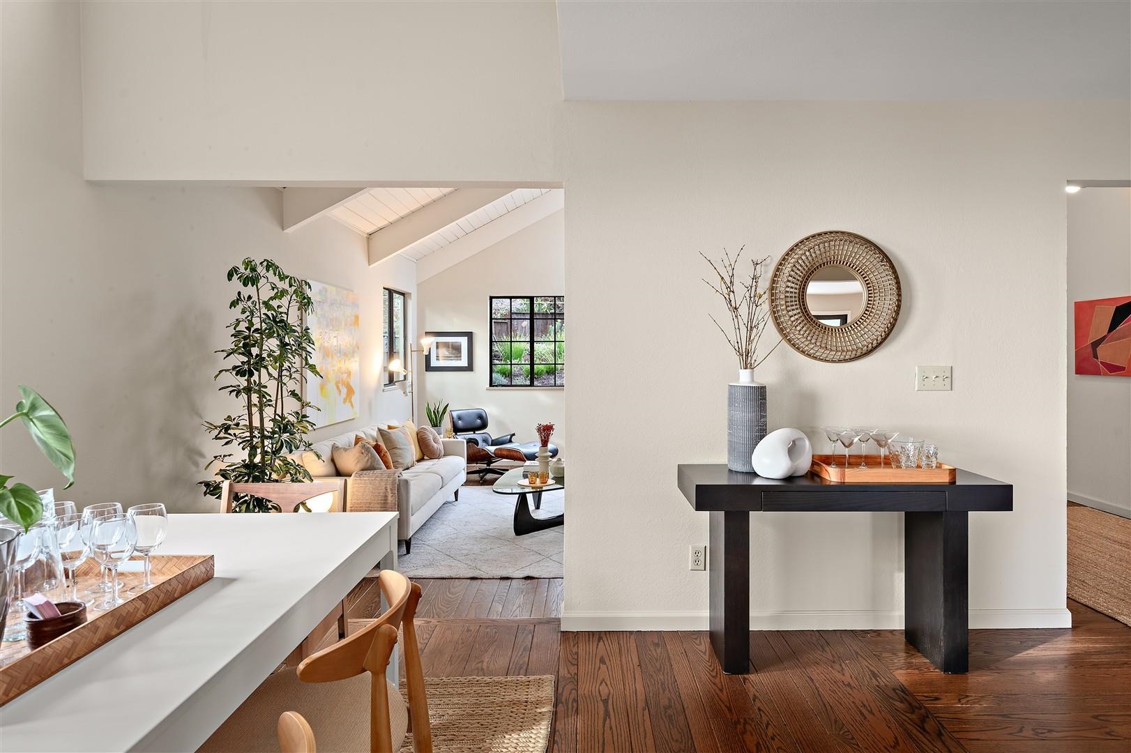 Detail Gallery Image 21 of 57 For 2355 Pelham Pl, Oakland,  CA 94611 - 3 Beds | 2/1 Baths