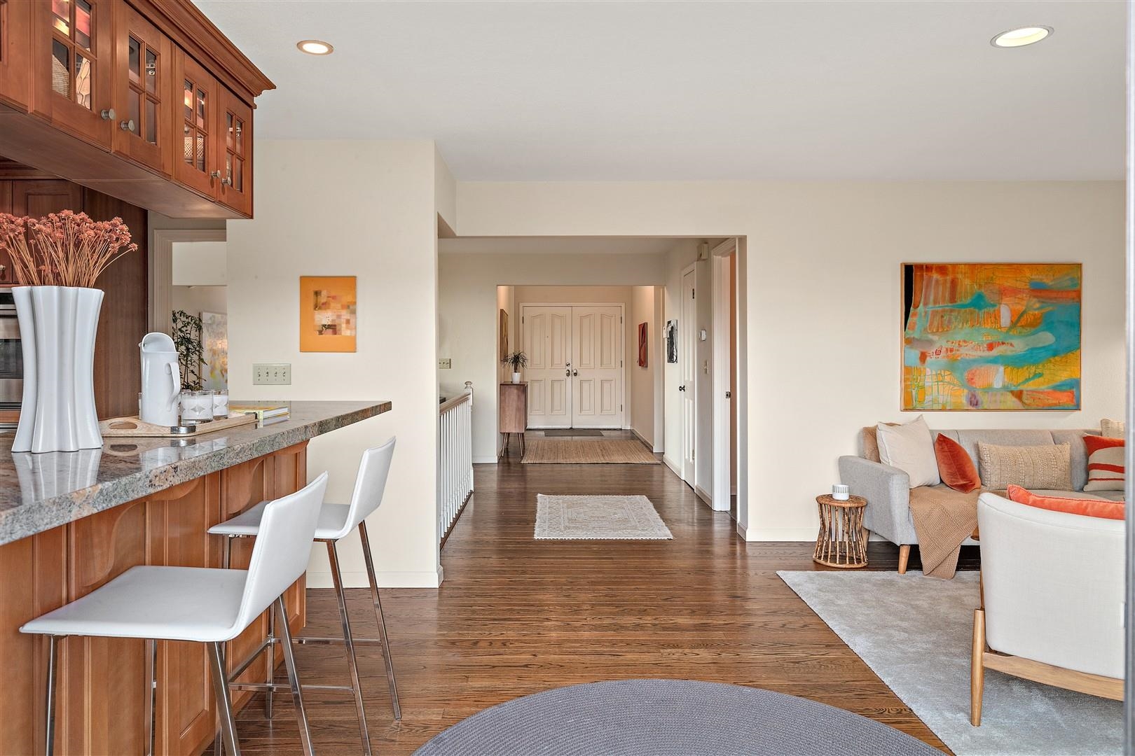 Detail Gallery Image 25 of 57 For 2355 Pelham Pl, Oakland,  CA 94611 - 3 Beds | 2/1 Baths