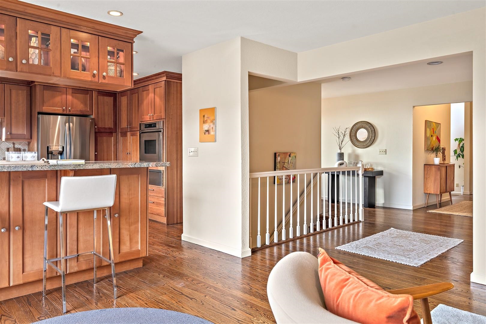 Detail Gallery Image 26 of 57 For 2355 Pelham Pl, Oakland,  CA 94611 - 3 Beds | 2/1 Baths