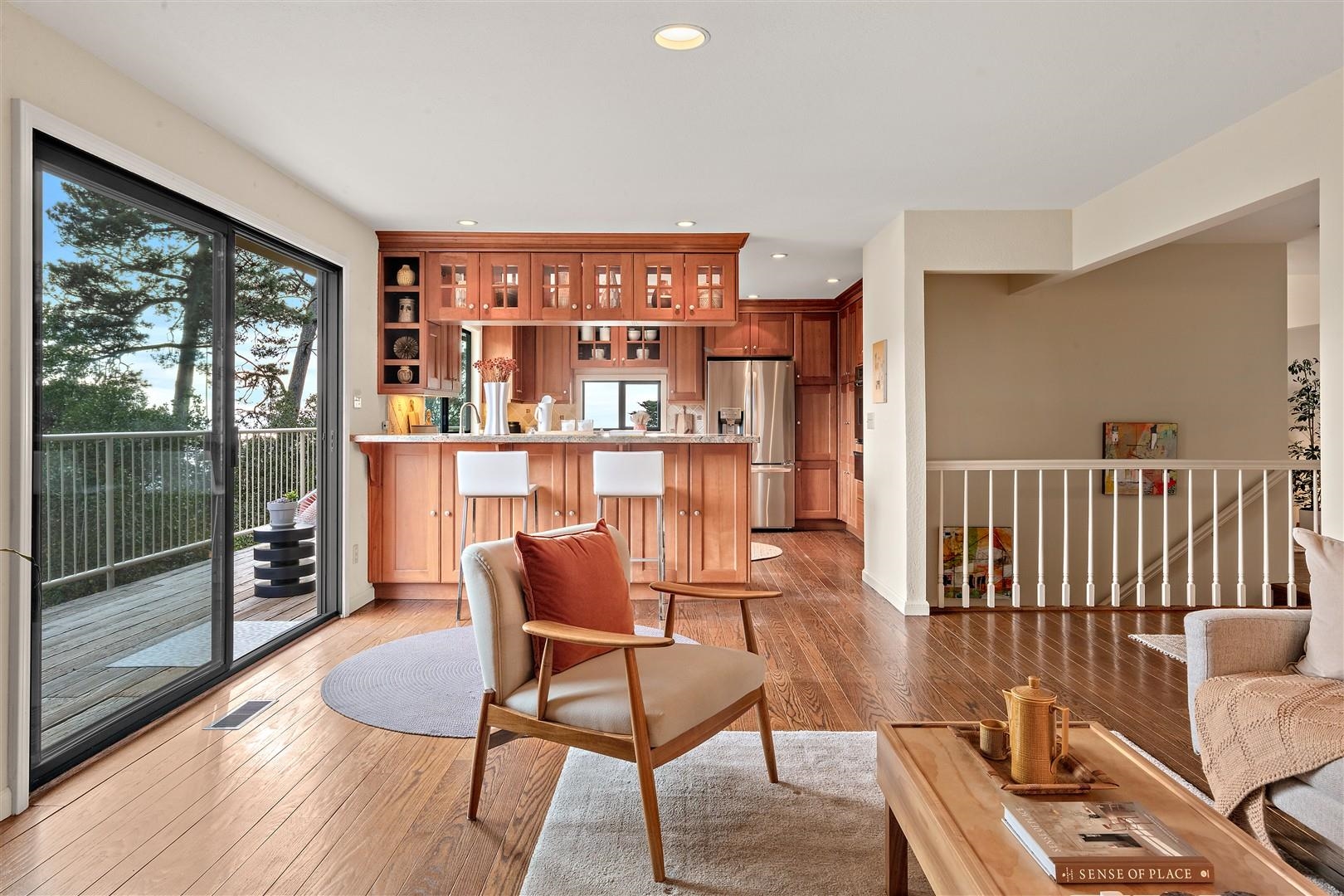Detail Gallery Image 27 of 57 For 2355 Pelham Pl, Oakland,  CA 94611 - 3 Beds | 2/1 Baths