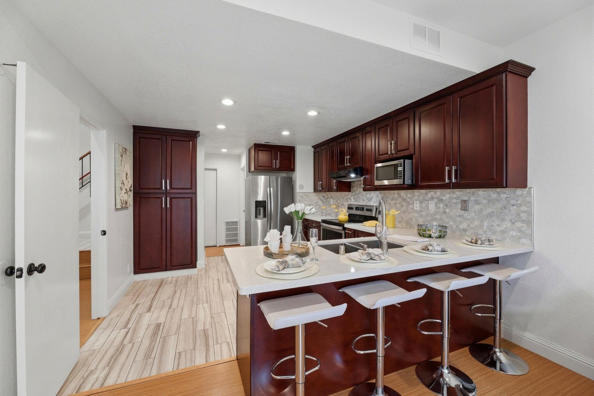 Detail Gallery Image 15 of 44 For 4862 Garnet Cmn, Fremont,  CA 94555 - 3 Beds | 2/1 Baths