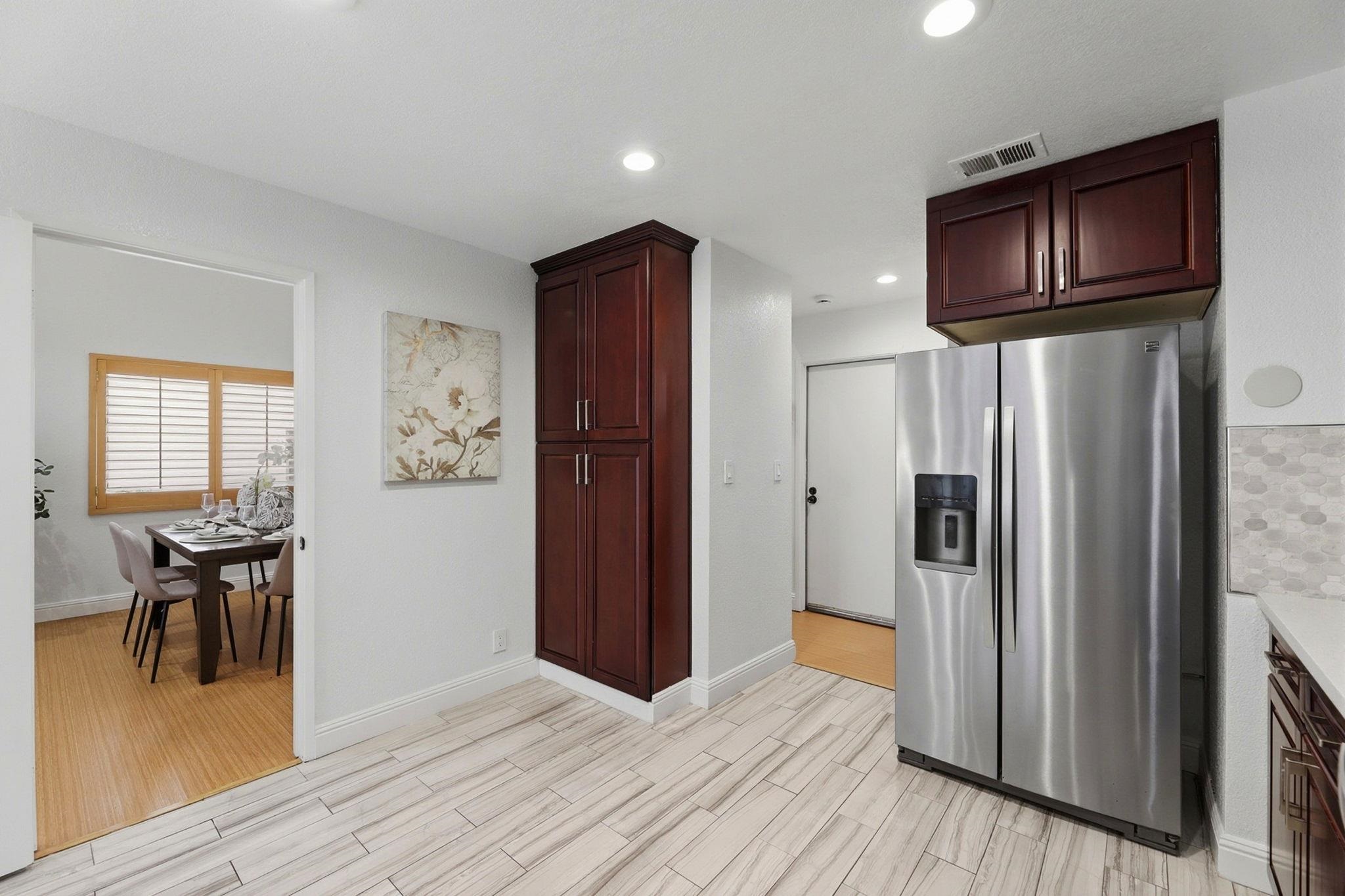 Detail Gallery Image 16 of 44 For 4862 Garnet Cmn, Fremont,  CA 94555 - 3 Beds | 2/1 Baths