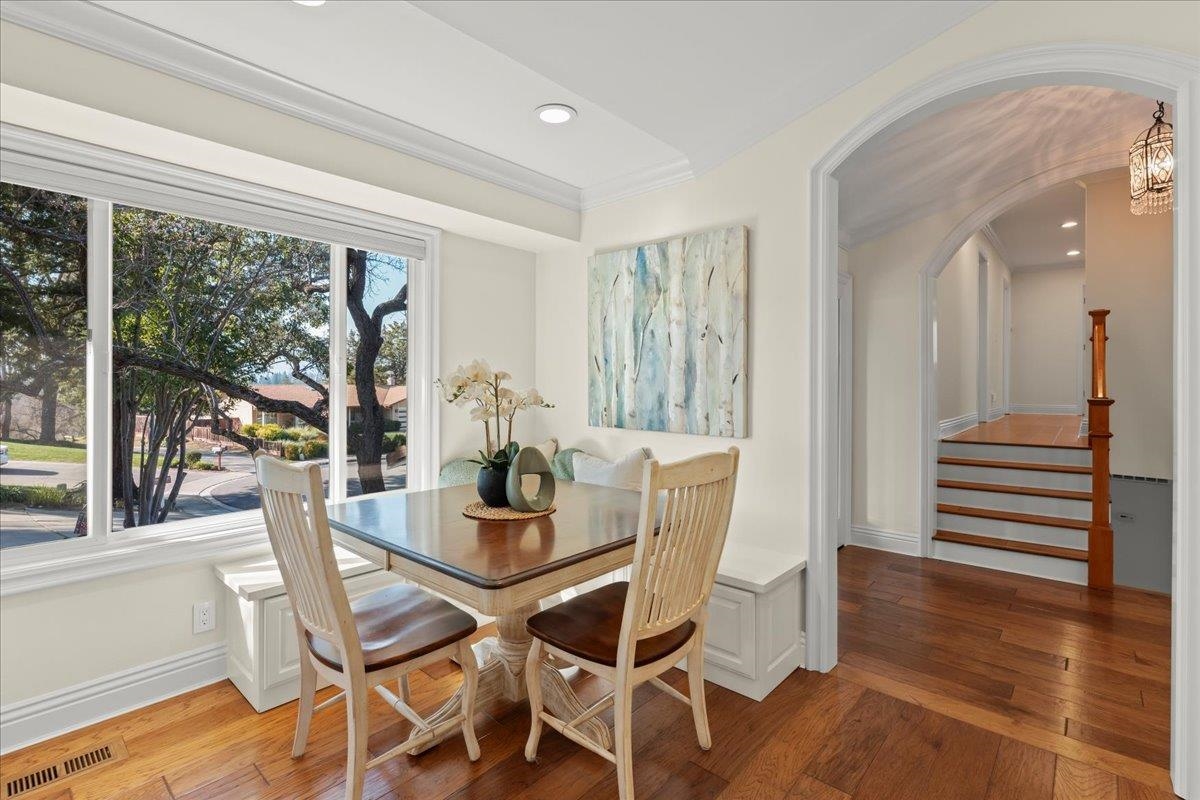 Detail Gallery Image 14 of 56 For 61 Willowview Ct, Danville,  CA 94526 - 4 Beds | 3 Baths