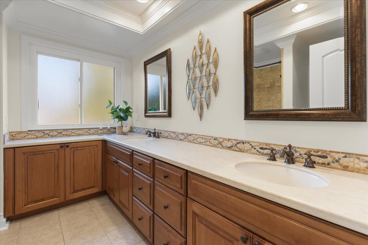 Detail Gallery Image 29 of 56 For 61 Willowview Ct, Danville,  CA 94526 - 4 Beds | 3 Baths