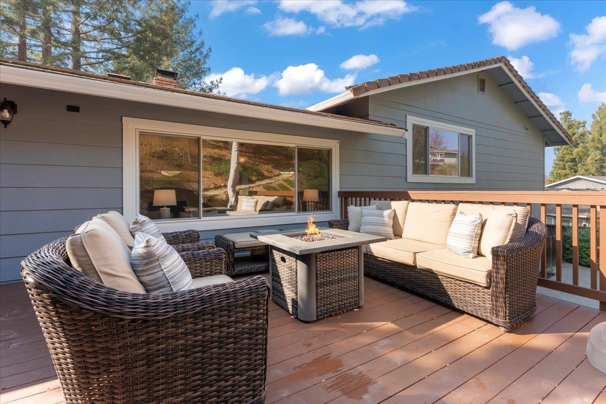 Detail Gallery Image 42 of 56 For 61 Willowview Ct, Danville,  CA 94526 - 4 Beds | 3 Baths