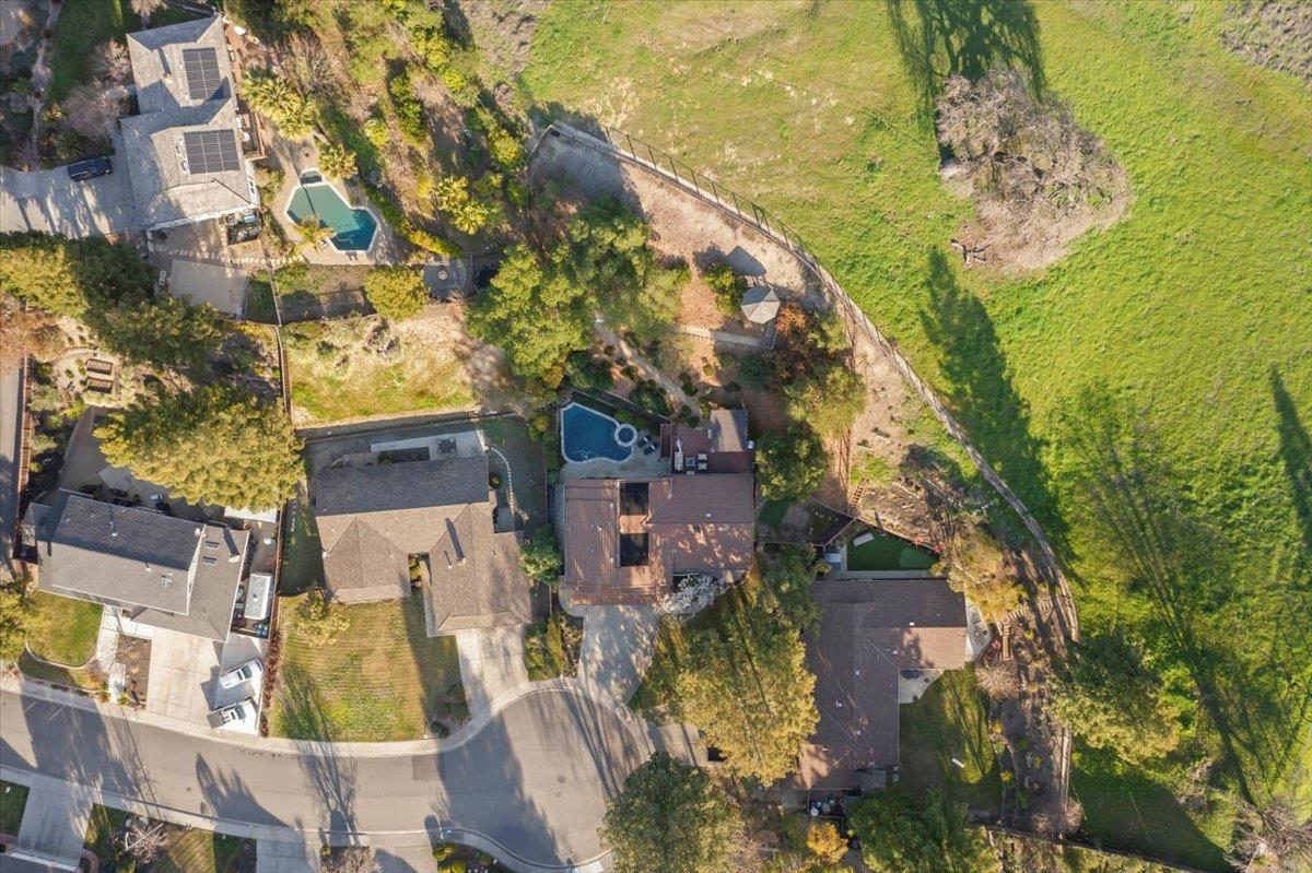 Detail Gallery Image 55 of 56 For 61 Willowview Ct, Danville,  CA 94526 - 4 Beds | 3 Baths