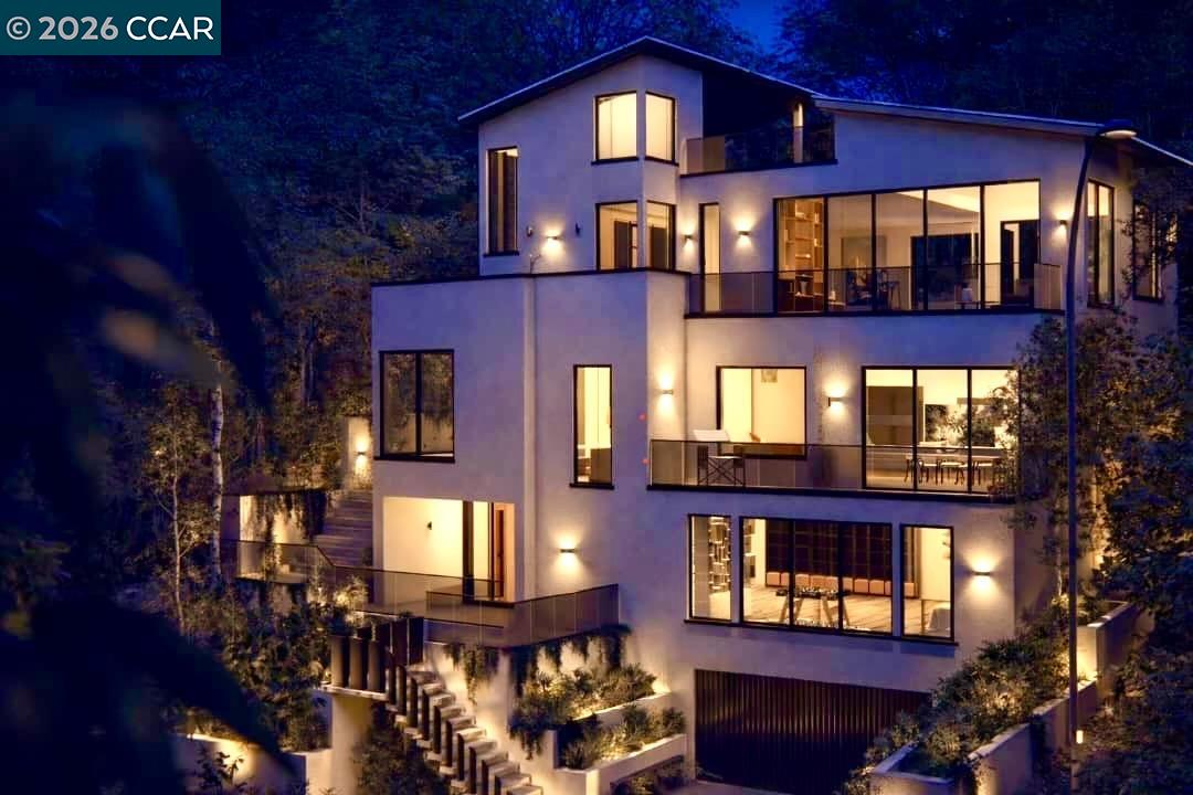 Detail Gallery Image 12 of 50 For 6030 Girvin Dr, Oakland,  CA 94611 - – Beds | – Baths