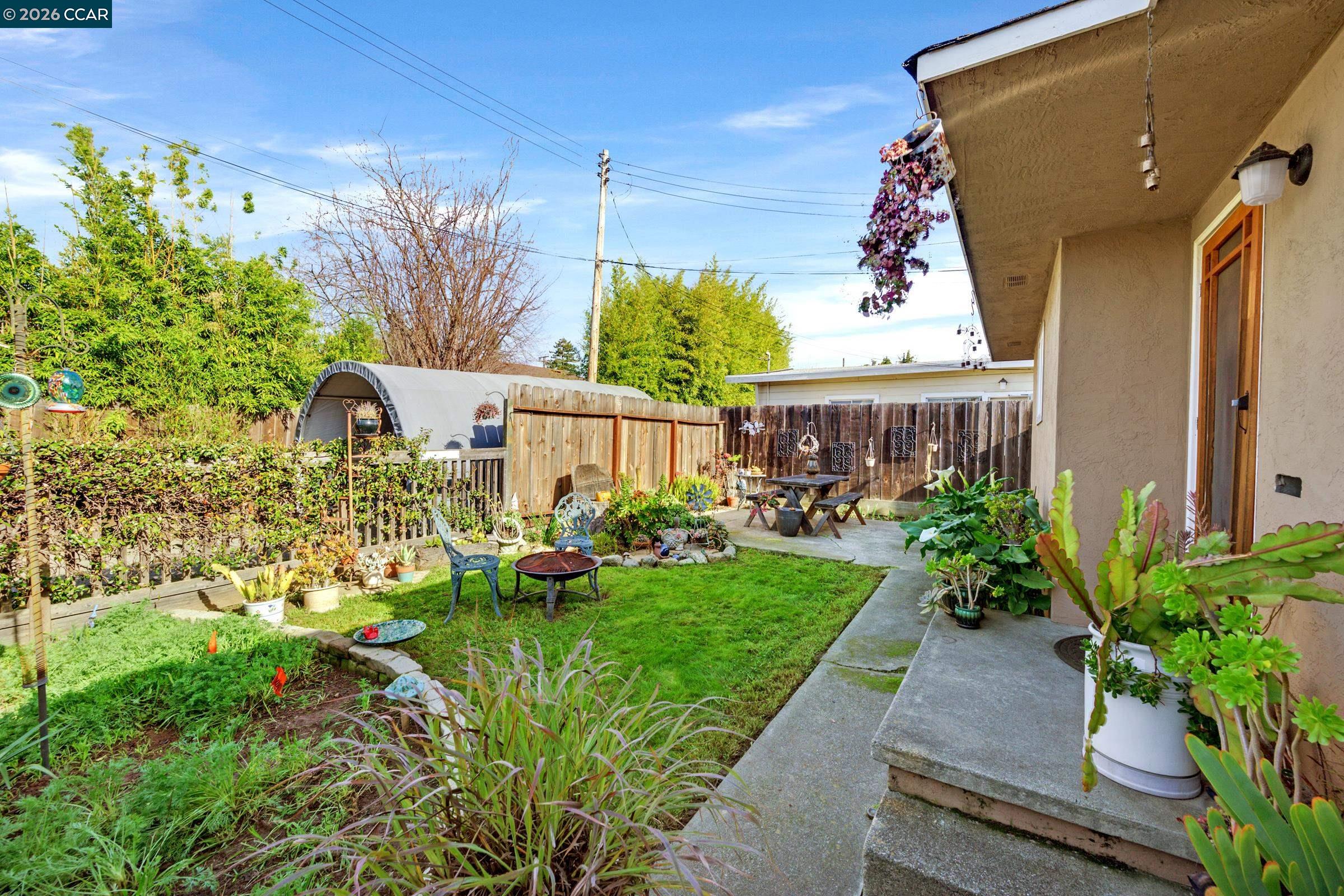 Detail Gallery Image 29 of 32 For 22820 5th St, Hayward,  CA 94541 - 5 Beds | 2/1 Baths