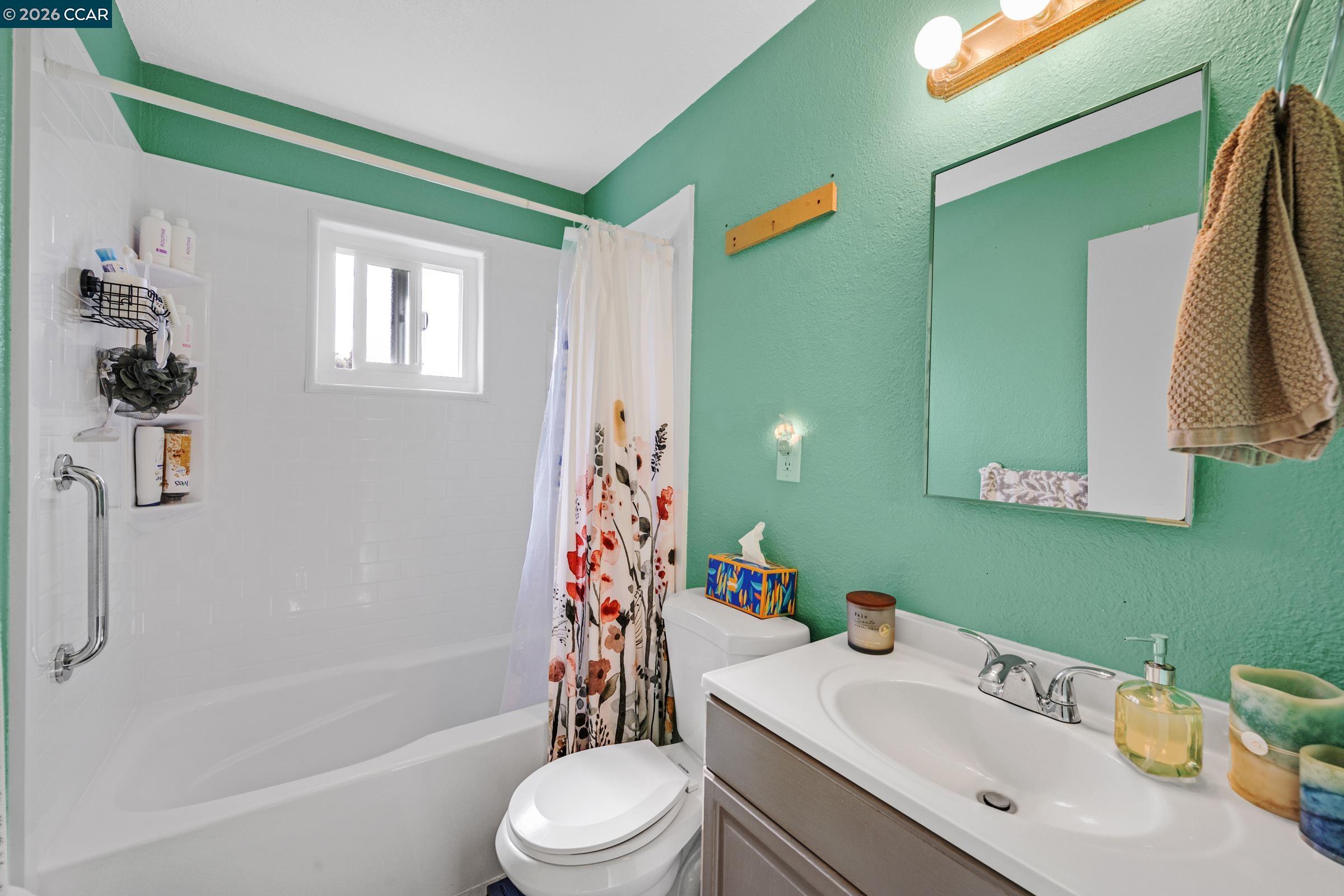 Detail Gallery Image 27 of 32 For 22820 5th St, Hayward,  CA 94541 - – Beds | – Baths