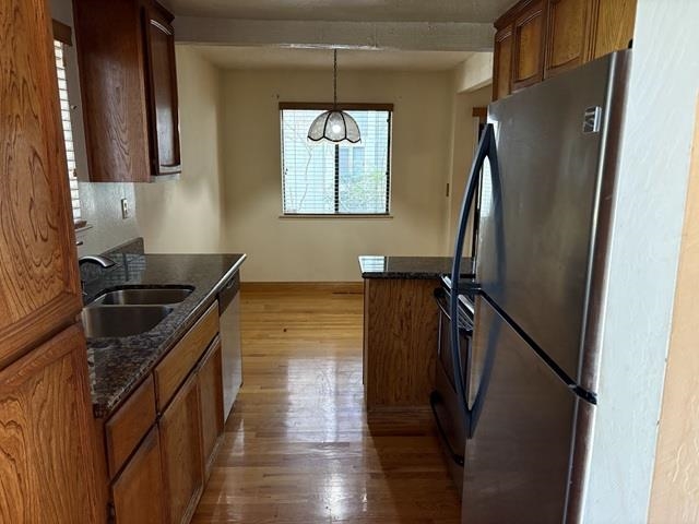 Detail Gallery Image 5 of 14 For 8781 Mountain Blvd #5,  Oakland,  CA 94605 - 1 Beds | 1 Baths