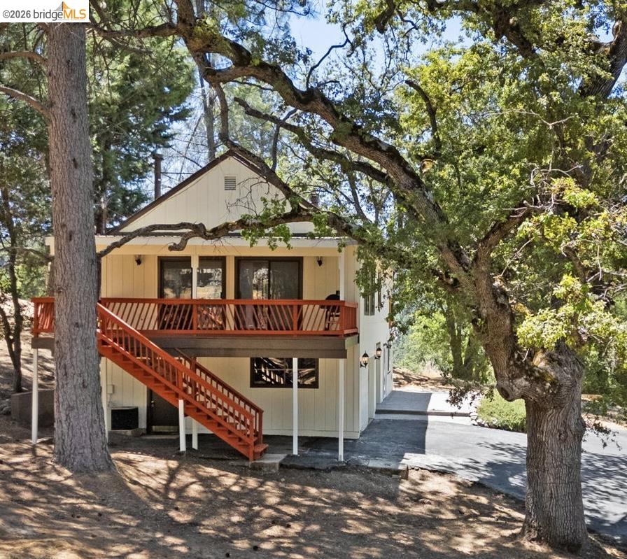 Detail Gallery Image 2 of 32 For 12629 Cresthavaen, Groveland,  CA 95321 - 3 Beds | 2/1 Baths