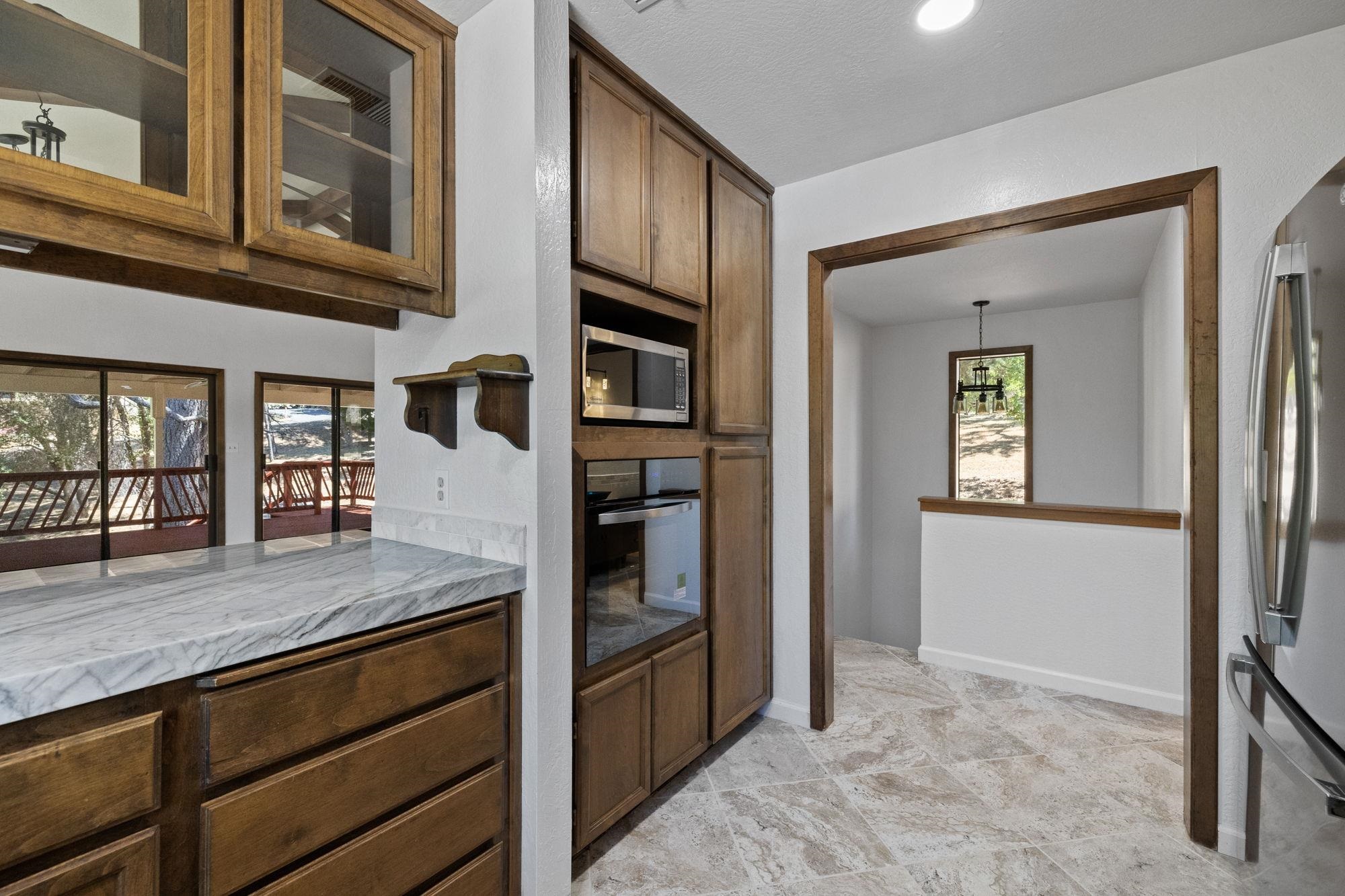 Detail Gallery Image 16 of 33 For 12629 Cresthavaen, Groveland,  CA 95321 - 3 Beds | 2/1 Baths