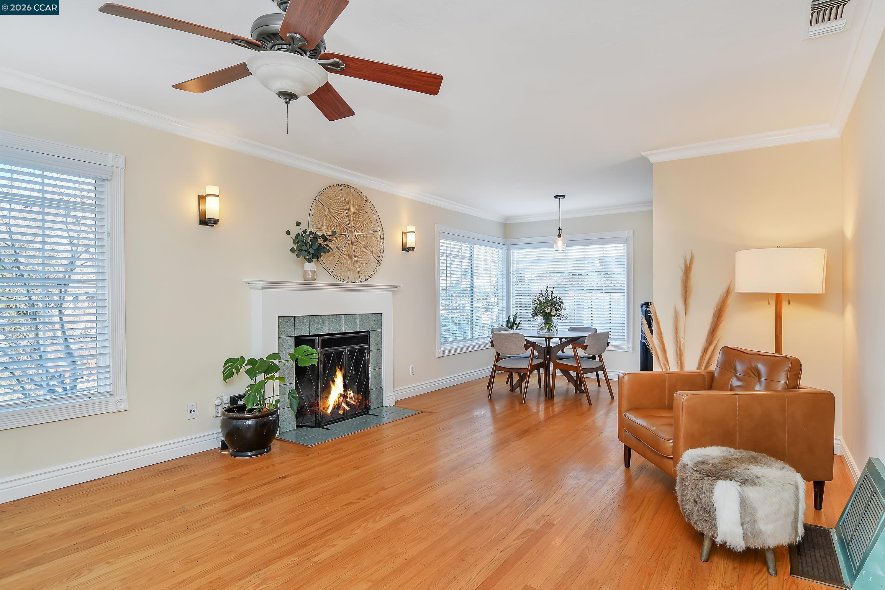 Detail Gallery Image 4 of 35 For 3162 Salvio St, Concord,  CA 94519 - 3 Beds | 1 Baths