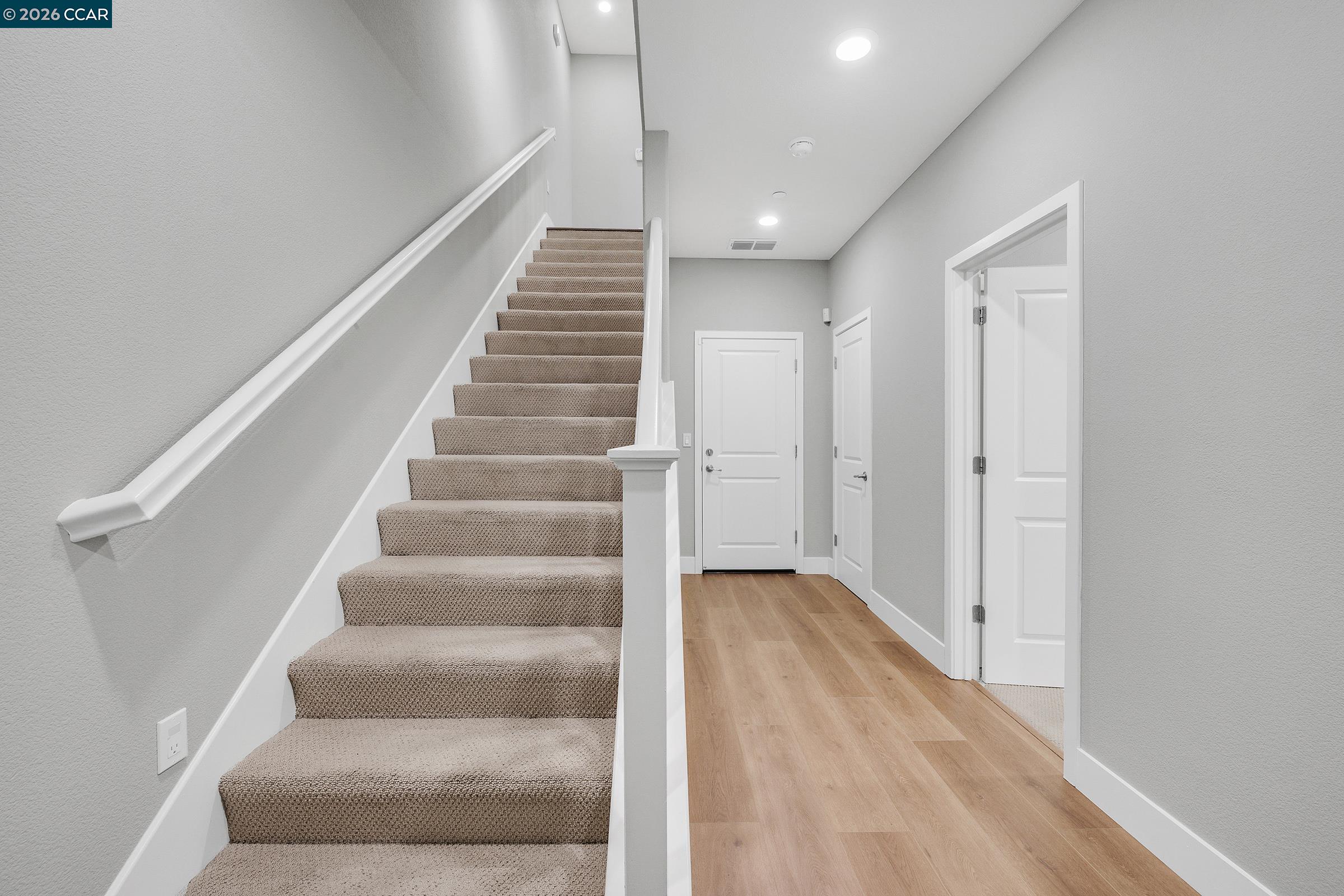 Photo #5: 41123529 Listing: Photo #5