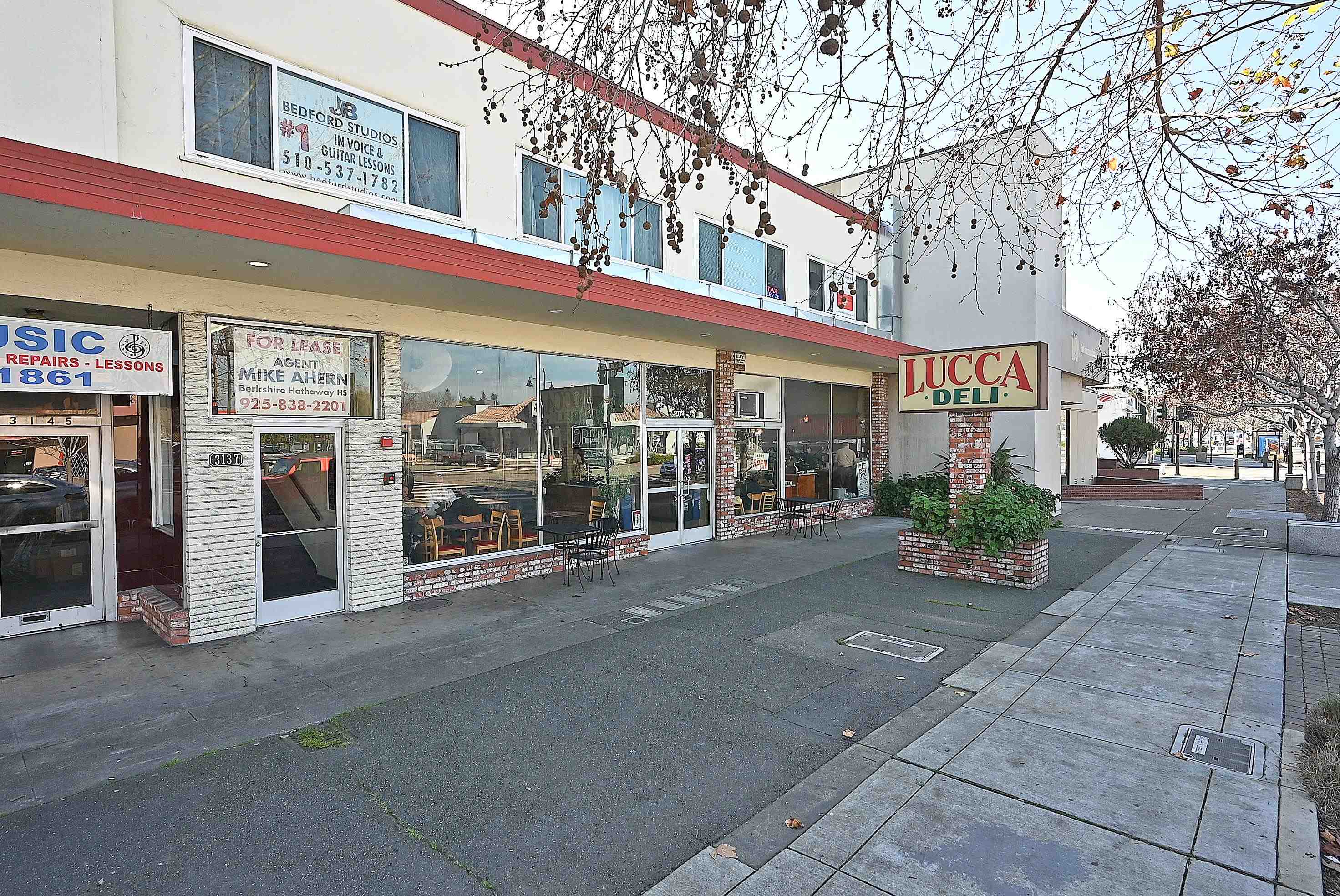 Detail Gallery Image 3 of 8 For , Castro Valley,  CA 94546 - – Beds | – Baths