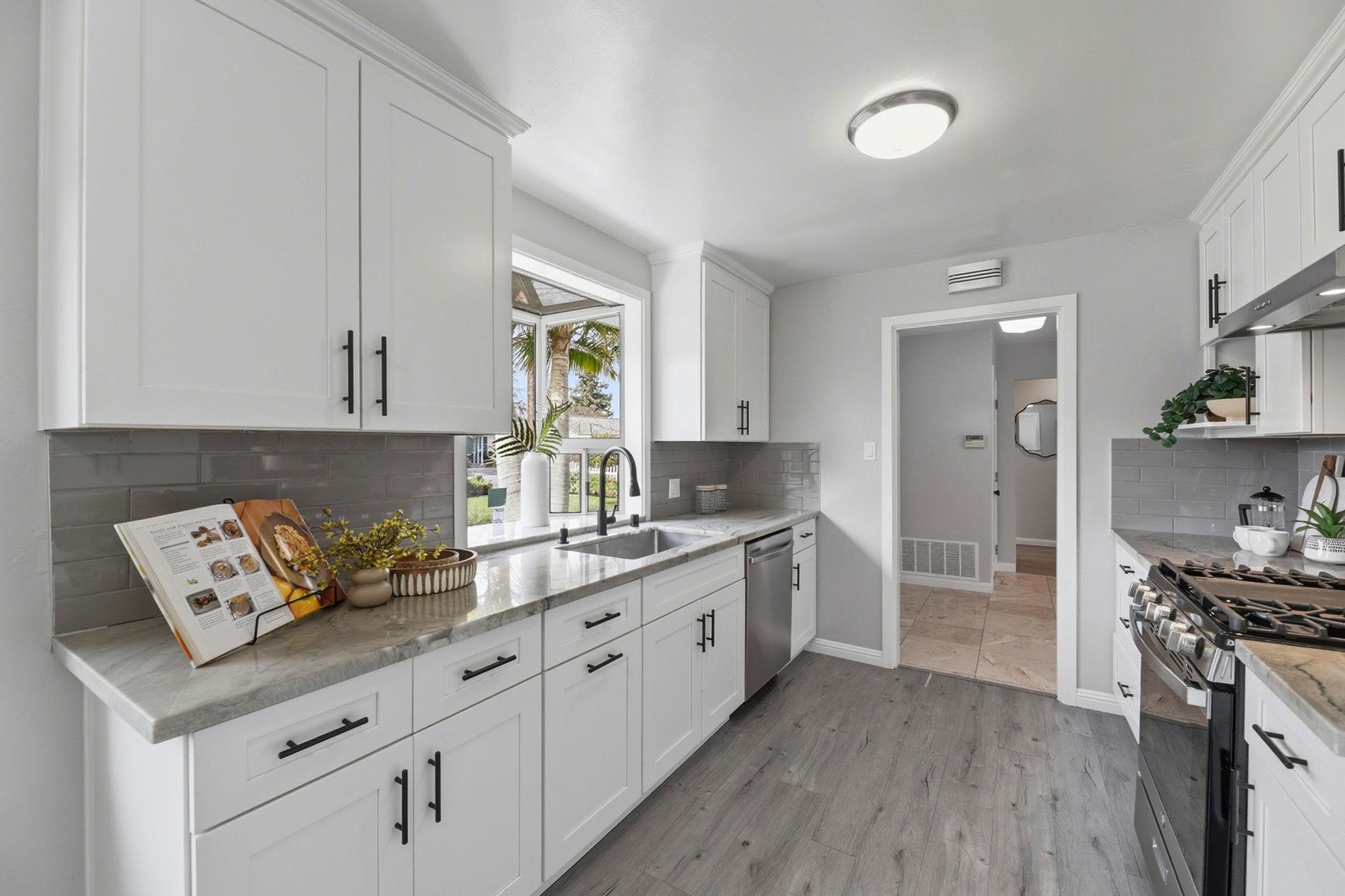 Detail Gallery Image 13 of 42 For 38566 Oliver Way, Fremont,  CA 94536 - 3 Beds | 2 Baths