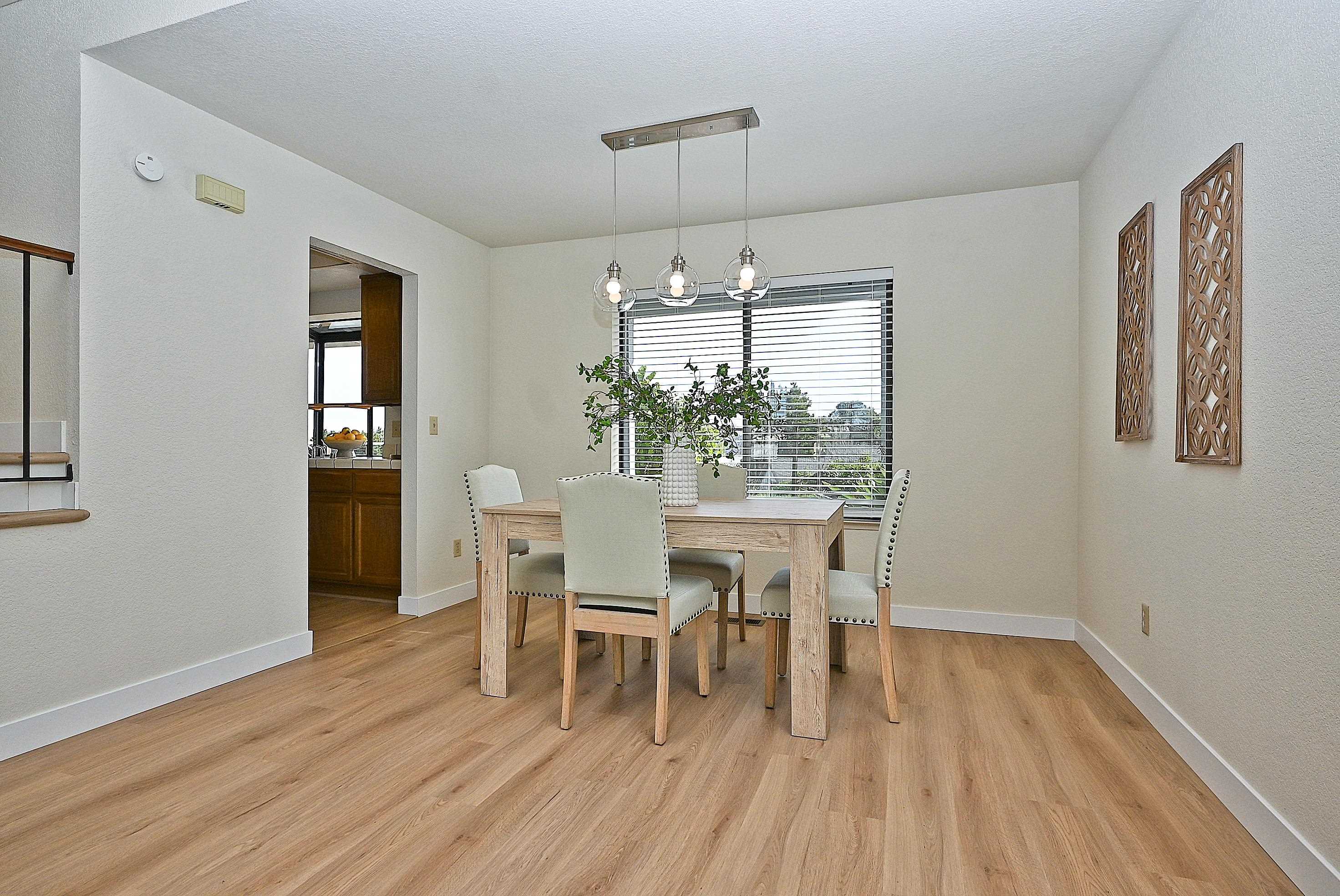 Detail Gallery Image 6 of 54 For 137 Pirates Cv, Vallejo,  CA 94591 - 4 Beds | 2/1 Baths