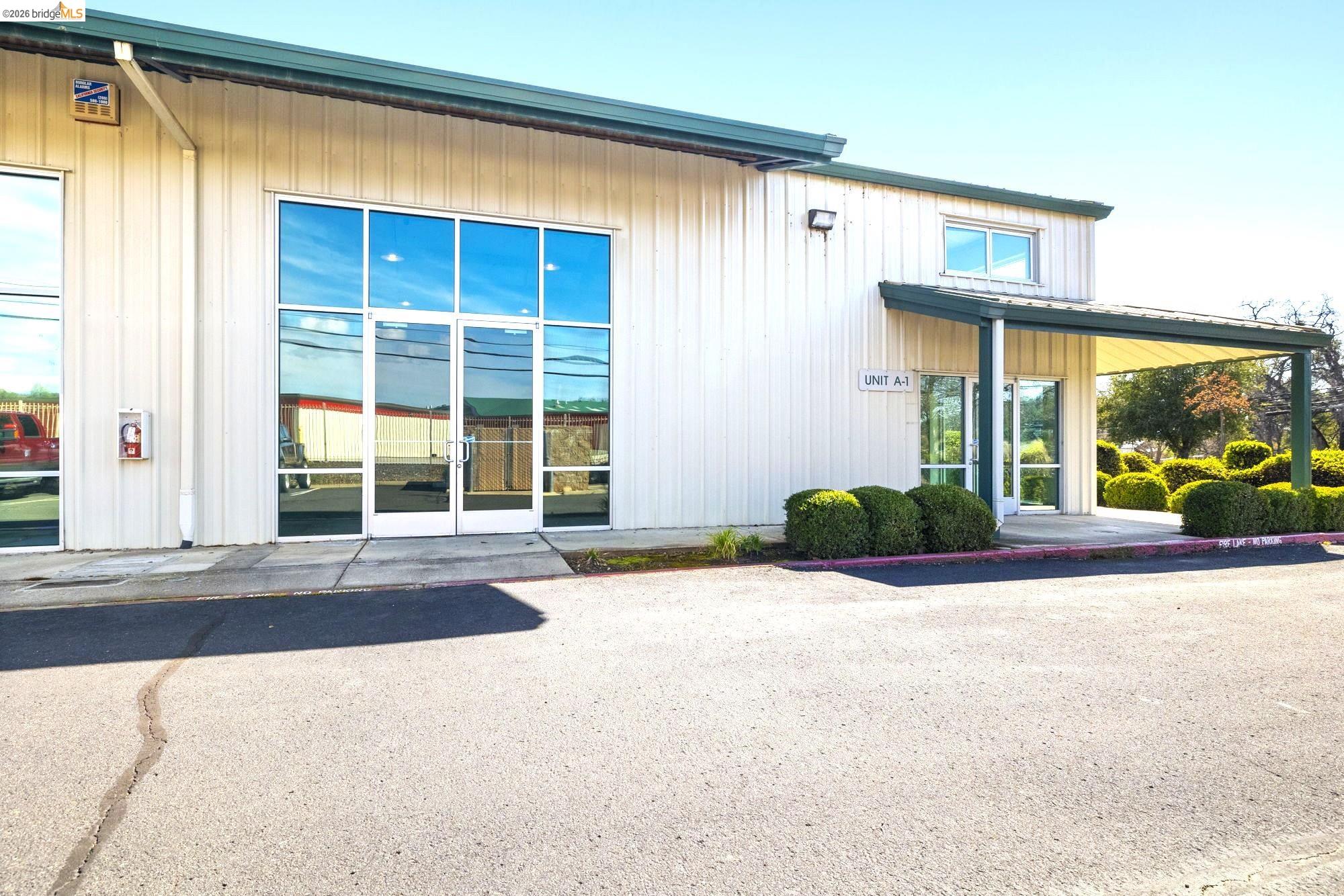18851 Microtronics Way Unit A-1, Sonora CA 95370 — photo 2