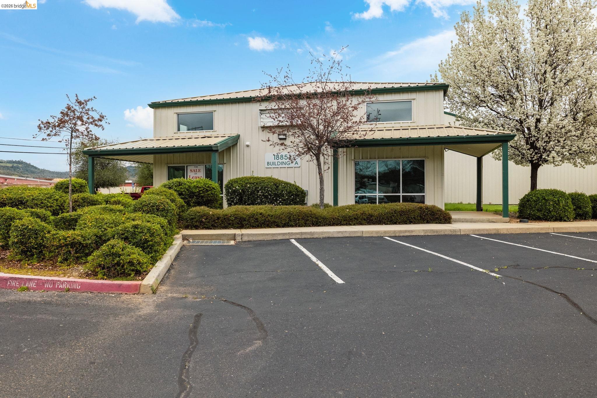 18851 Microtronics Way Unit A-1, Sonora CA 95370 — photo 20