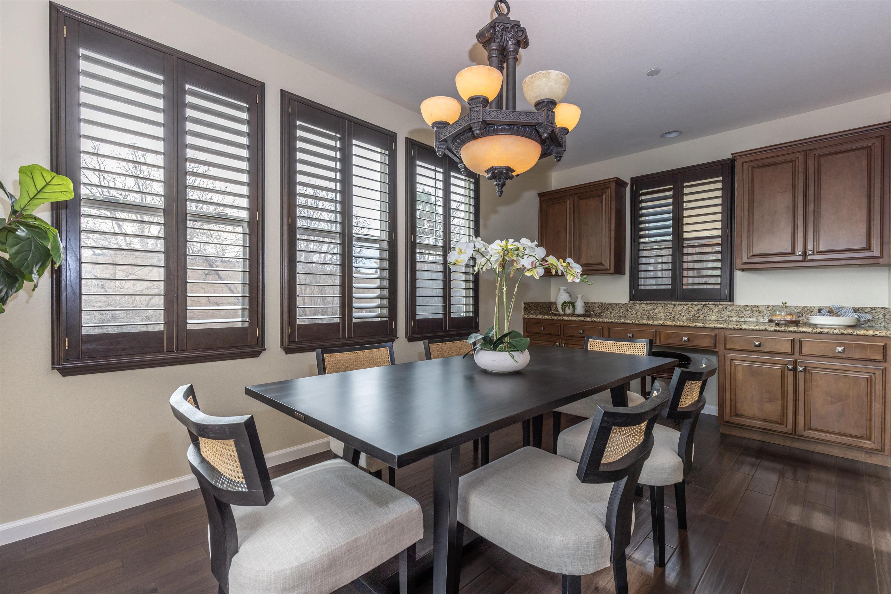 Detail Gallery Image 12 of 33 For 3252 Carpenter Way, San Ramon,  CA 94582-5471 - 4 Beds | 3/1 Baths