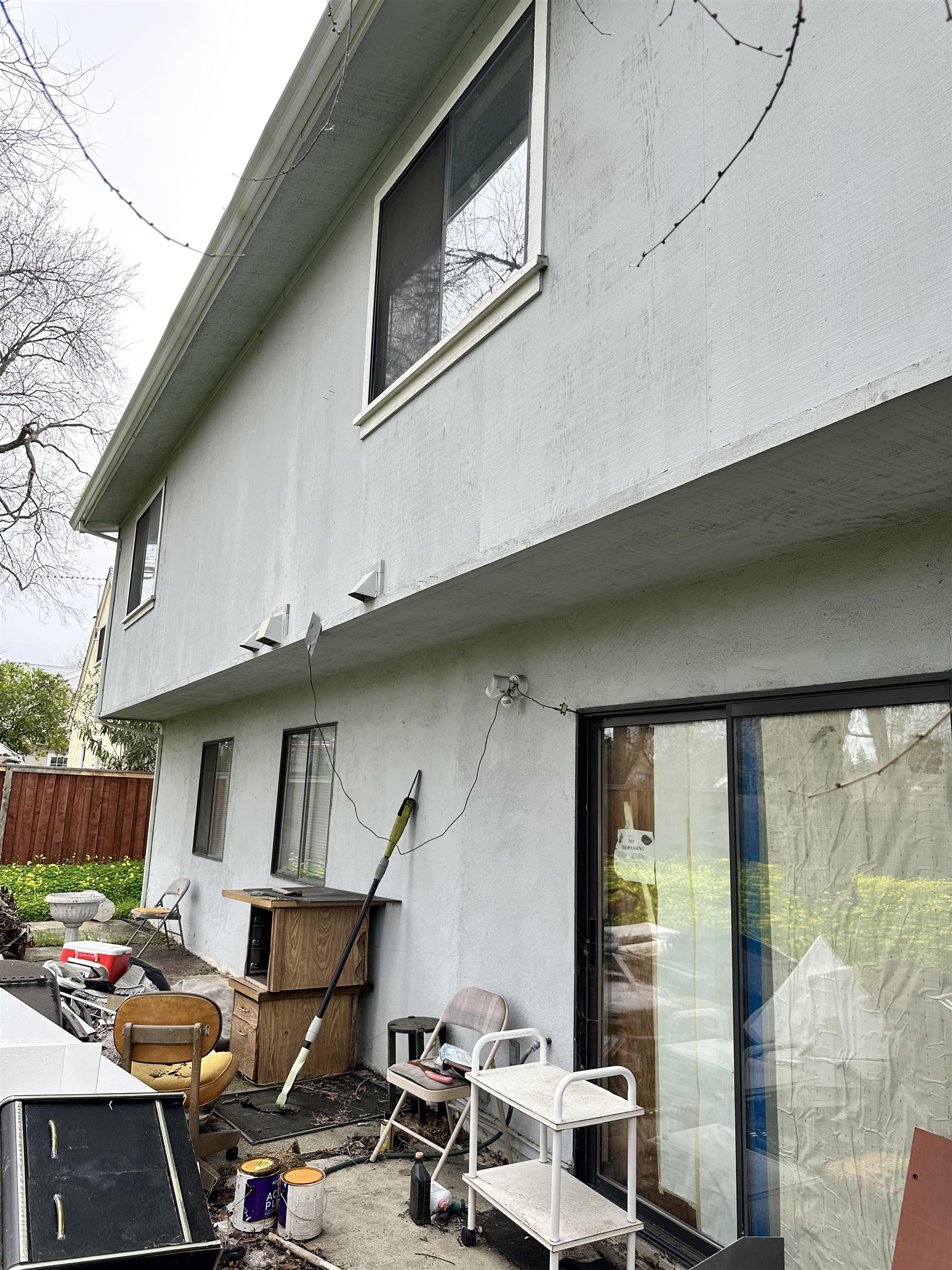 Detail Gallery Image 2 of 3 For 4219 Sherwood Ct, Concord,  CA 94521 - 4 Beds | 2 Baths