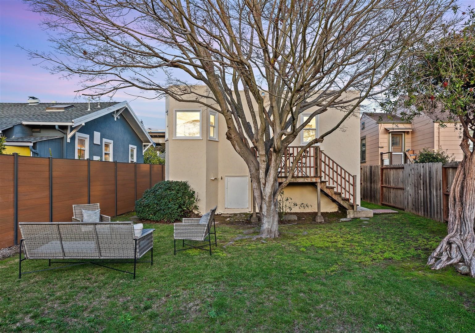 Detail Gallery Image 22 of 37 For 938 Masonic Ave, Albany,  CA 94706 - 2 Beds | 1 Baths