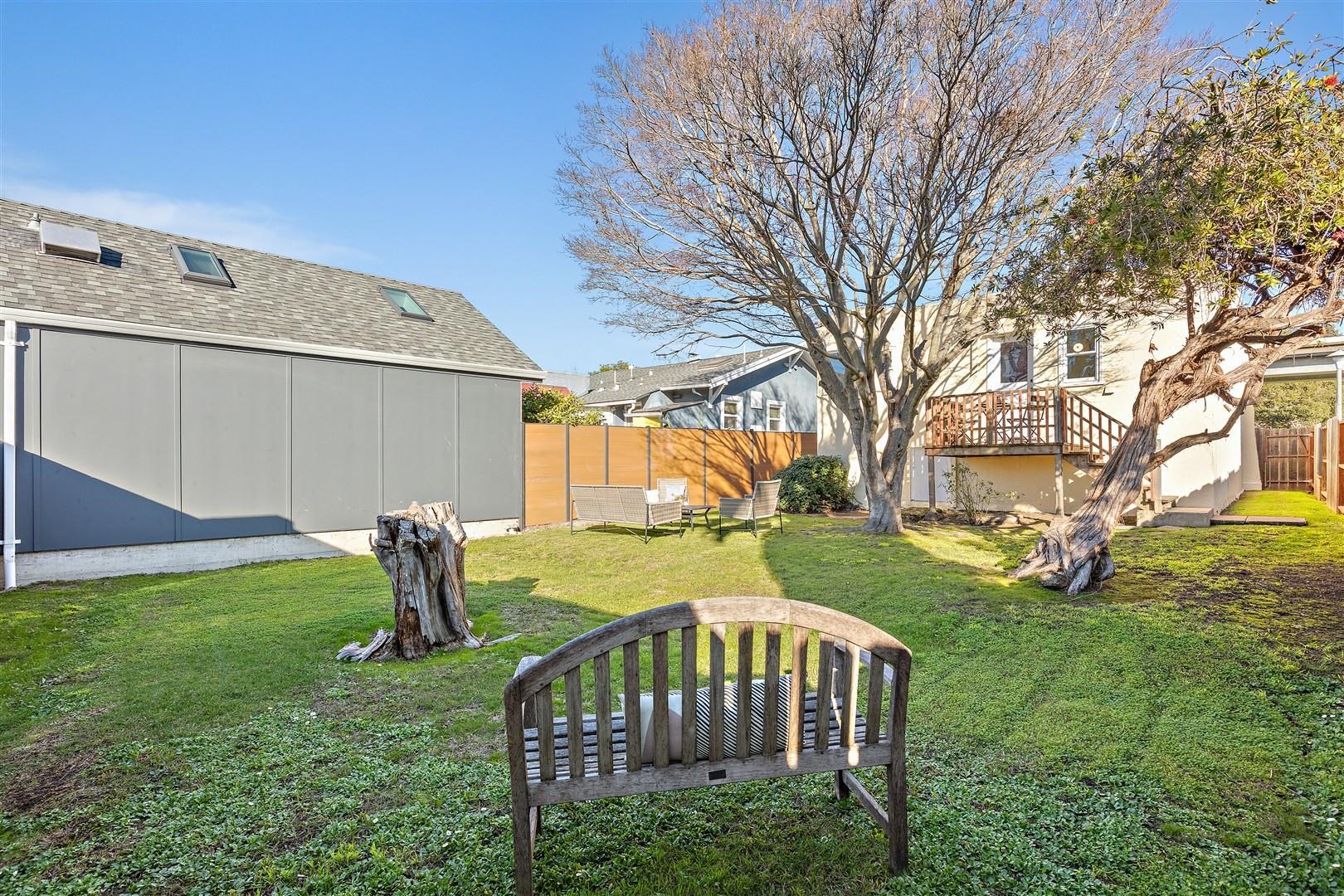 Detail Gallery Image 27 of 37 For 938 Masonic Ave, Albany,  CA 94706 - 2 Beds | 1 Baths