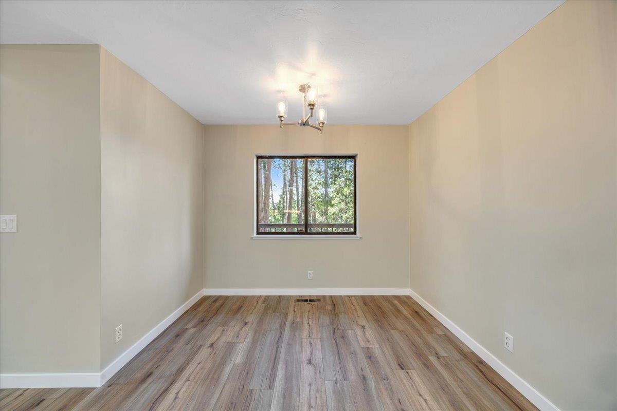 Detail Gallery Image 34 of 60 For 22693 Tamarack Dr, Twain Harte,  CA 95383 - 3 Beds | 2/1 Baths