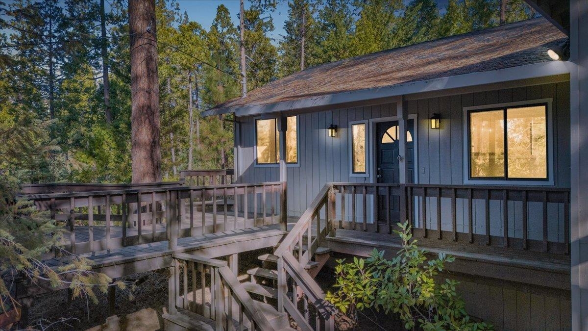 Detail Gallery Image 6 of 60 For 22693 Tamarack Dr, Twain Harte,  CA 95383 - 3 Beds | 2/1 Baths