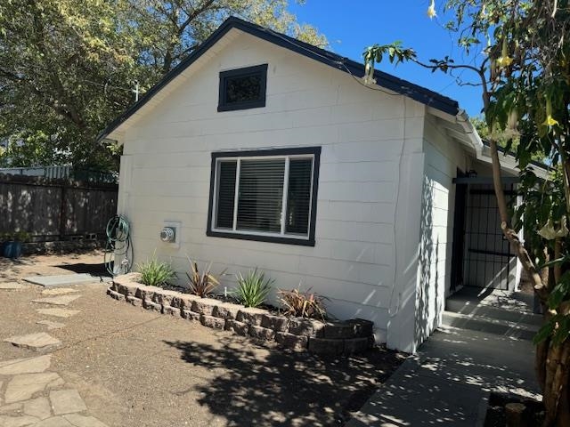 Detail Gallery Image 2 of 15 For 3920 Clarke Street, Oakland,  CA 94609 - – Beds | – Baths