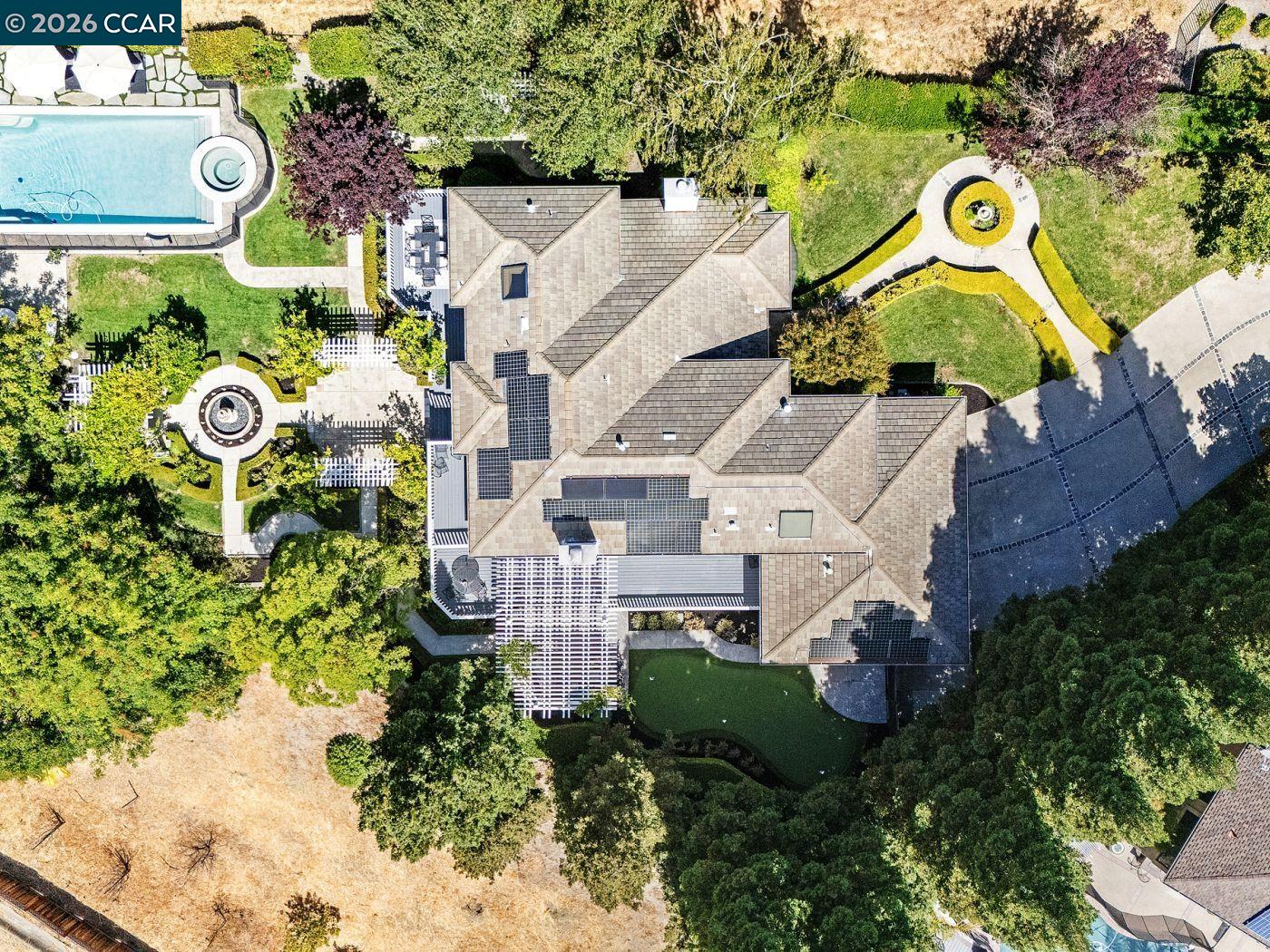 Detail Gallery Image 2 of 59 For 3911 Deer Trail Ln, Danville,  CA 94506 - 4 Beds | 3 Baths