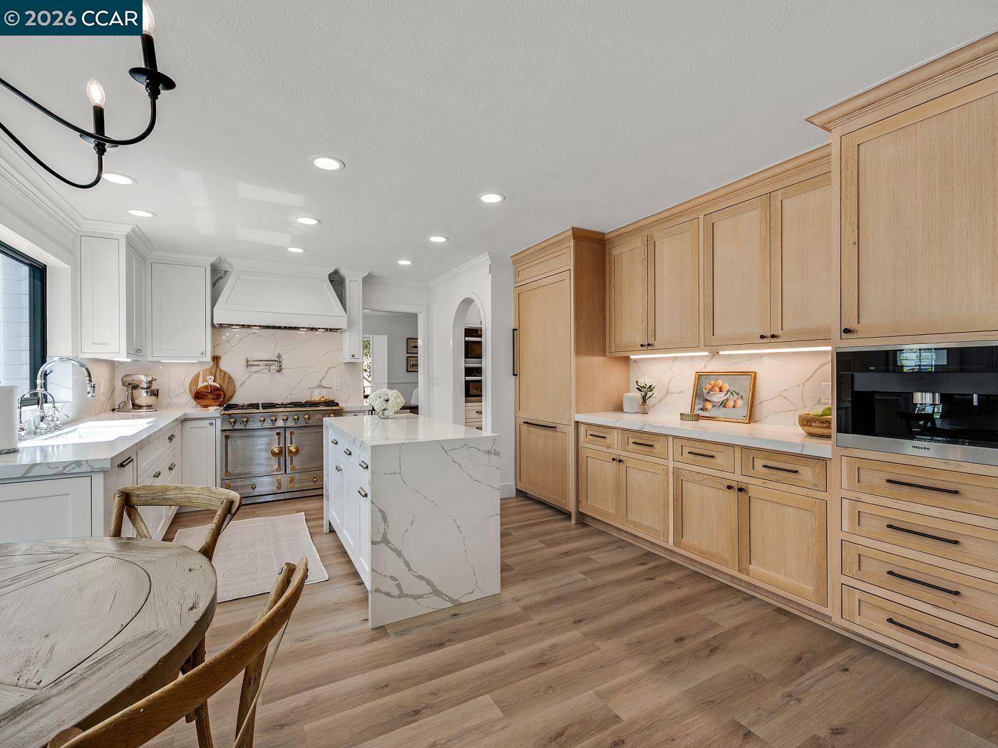 Detail Gallery Image 12 of 59 For 3911 Deer Trail Ln, Danville,  CA 94506 - 4 Beds | 3 Baths