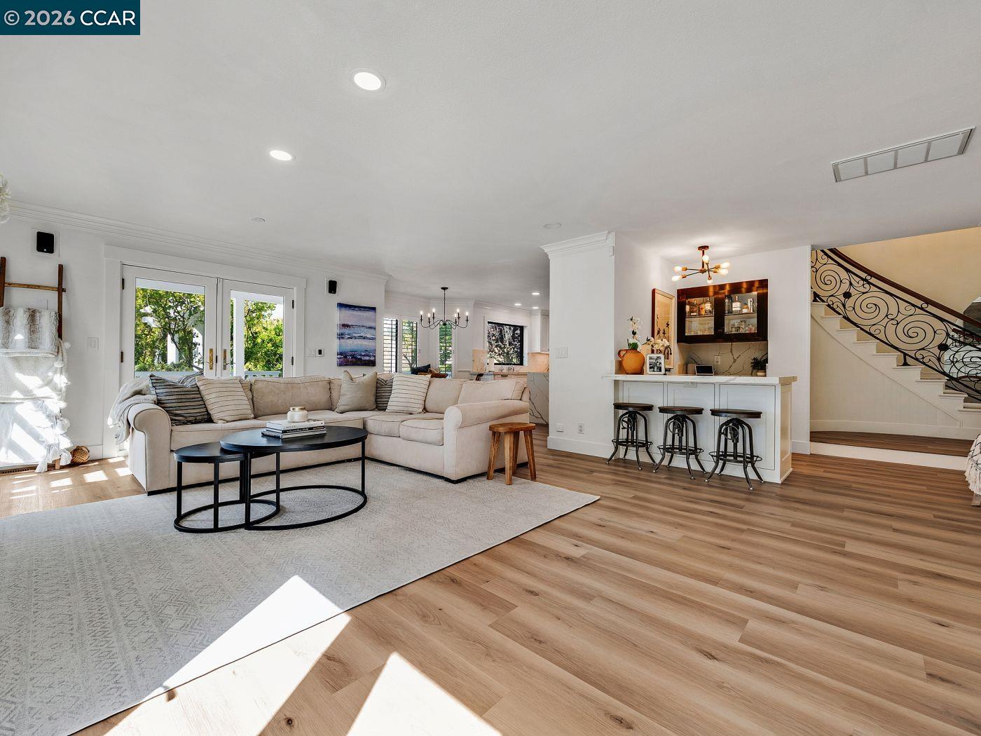 Detail Gallery Image 20 of 59 For 3911 Deer Trail Ln, Danville,  CA 94506 - 4 Beds | 3 Baths