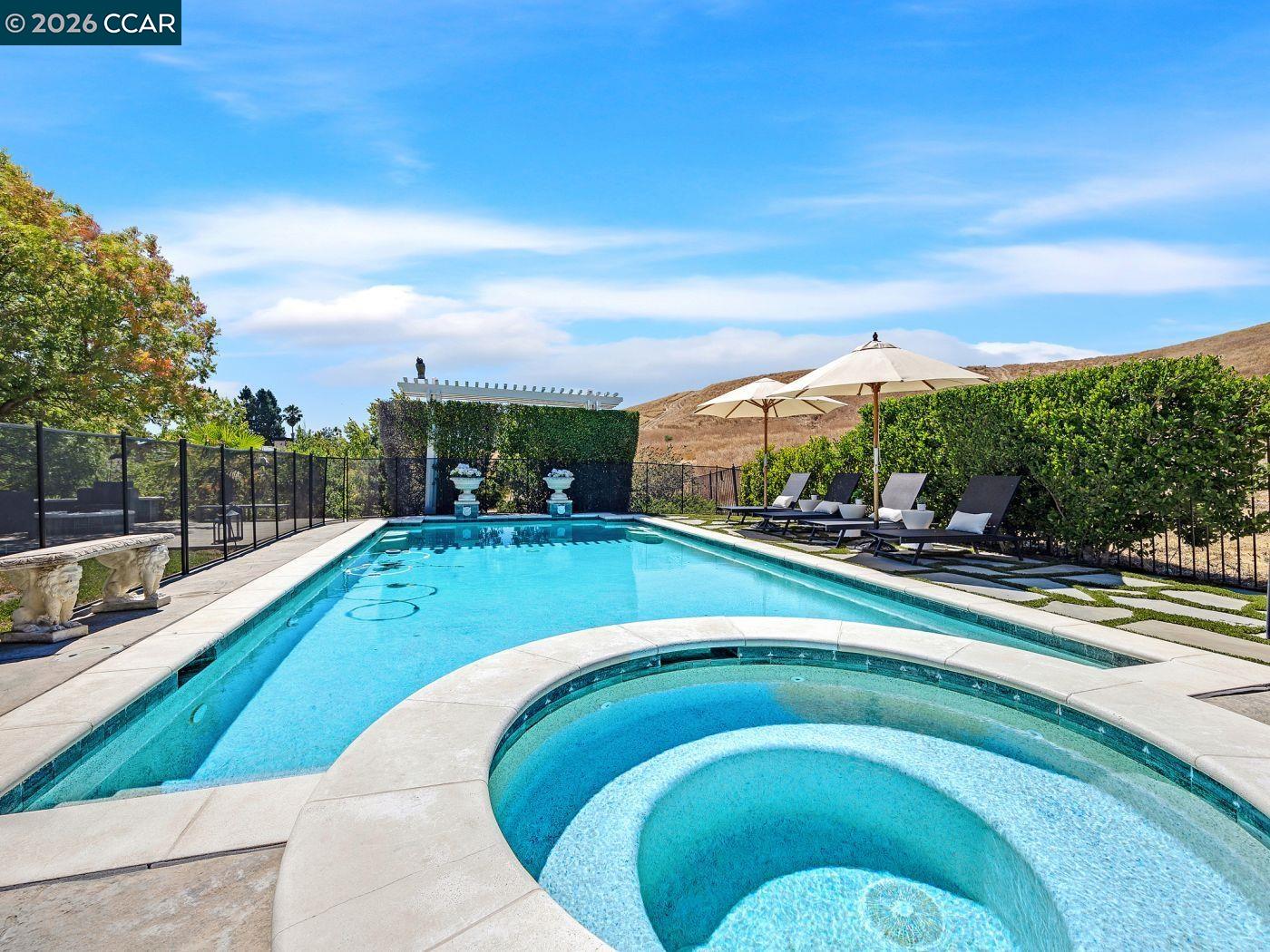 Detail Gallery Image 36 of 59 For 3911 Deer Trail Ln, Danville,  CA 94506 - 4 Beds | 3 Baths