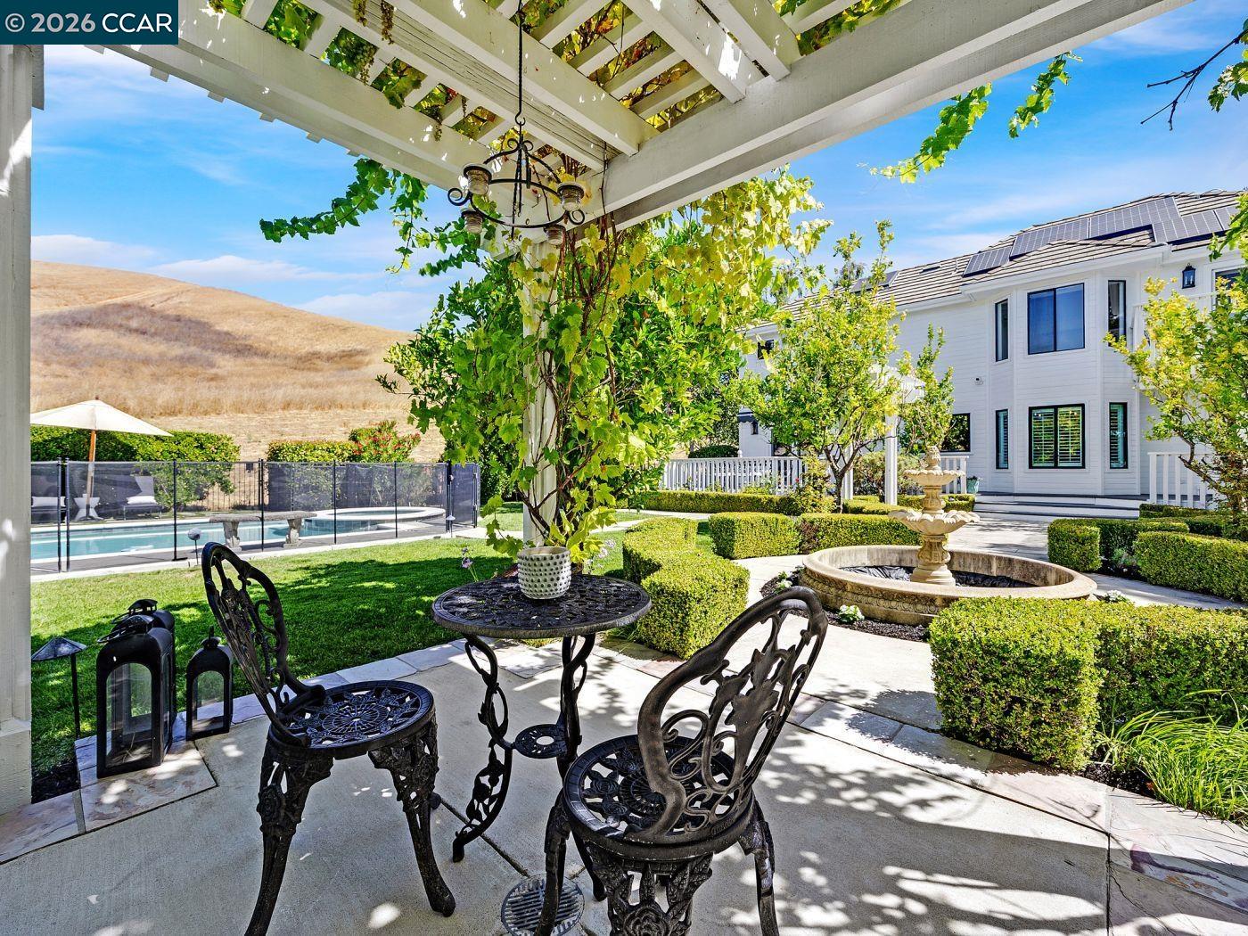 Detail Gallery Image 41 of 59 For 3911 Deer Trail Ln, Danville,  CA 94506 - 4 Beds | 3 Baths