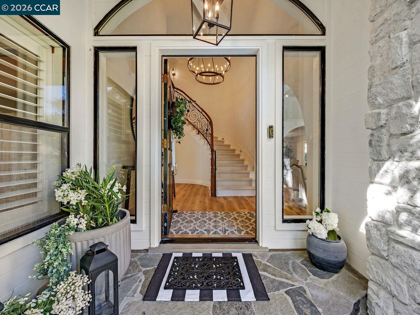 Detail Gallery Image 7 of 59 For 3911 Deer Trail Ln, Danville,  CA 94506 - 4 Beds | 3 Baths