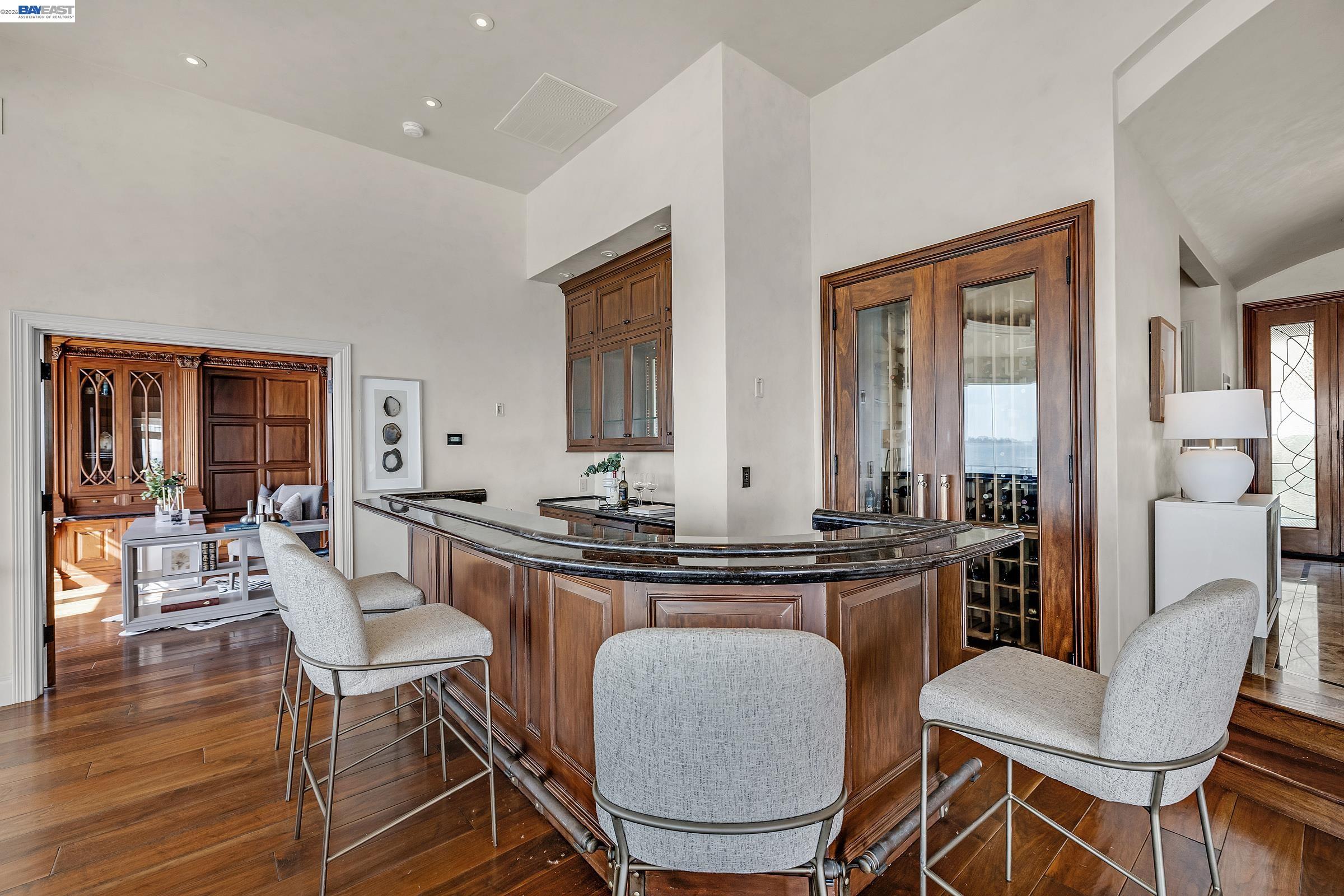 Detail Gallery Image 12 of 60 For 797 Las Olas Dr, Aptos,  CA 95003 - 5 Beds | 4/1 Baths