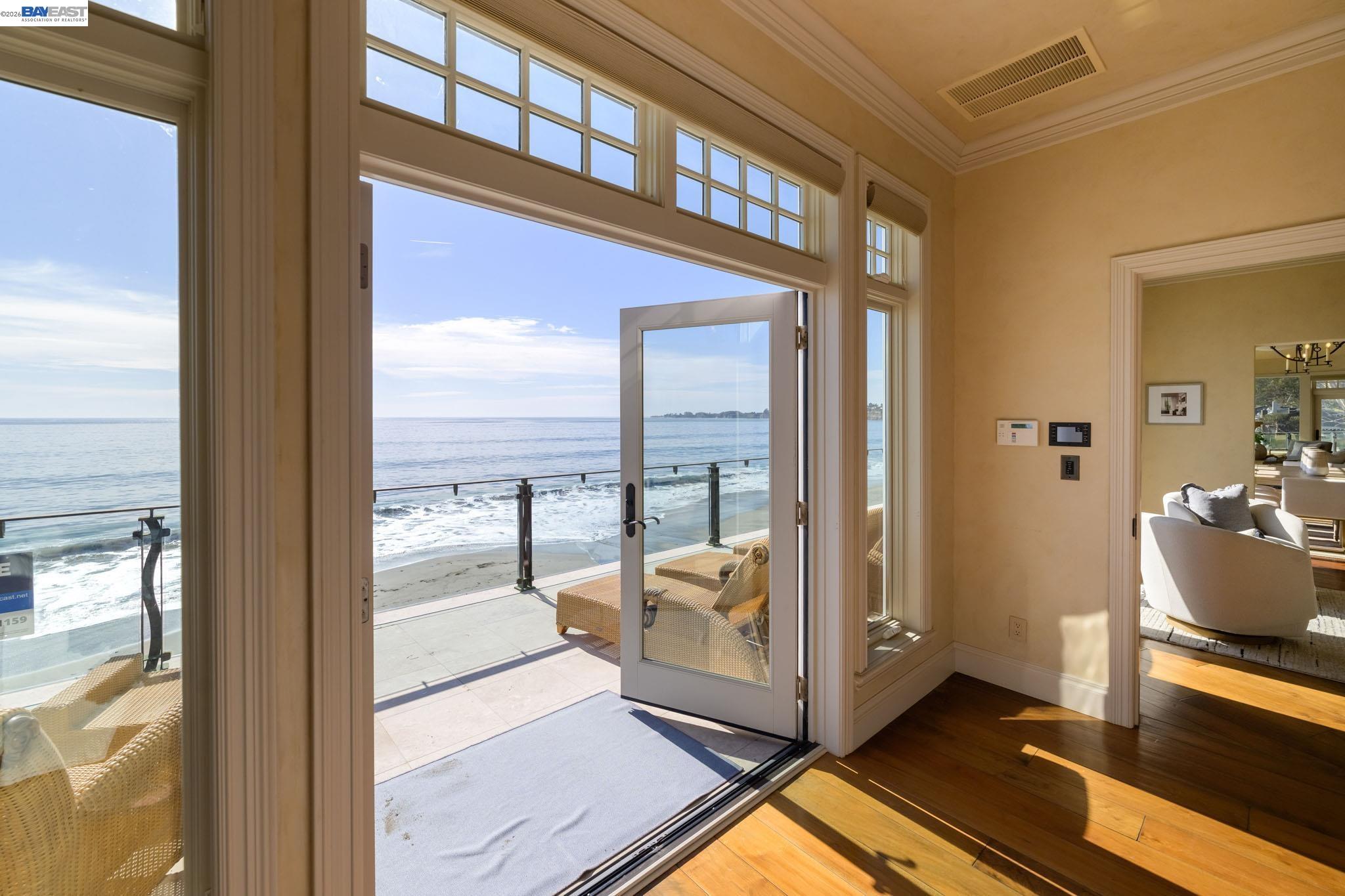 Detail Gallery Image 4 of 60 For 797 Las Olas Dr, Aptos,  CA 95003 - 5 Beds | 4/1 Baths
