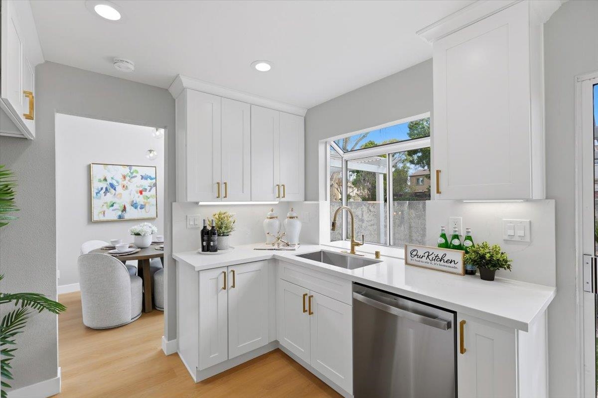 Detail Gallery Image 17 of 60 For 1274 Elkwood Dr, Milpitas,  CA 95035 - 3 Beds | 2/1 Baths