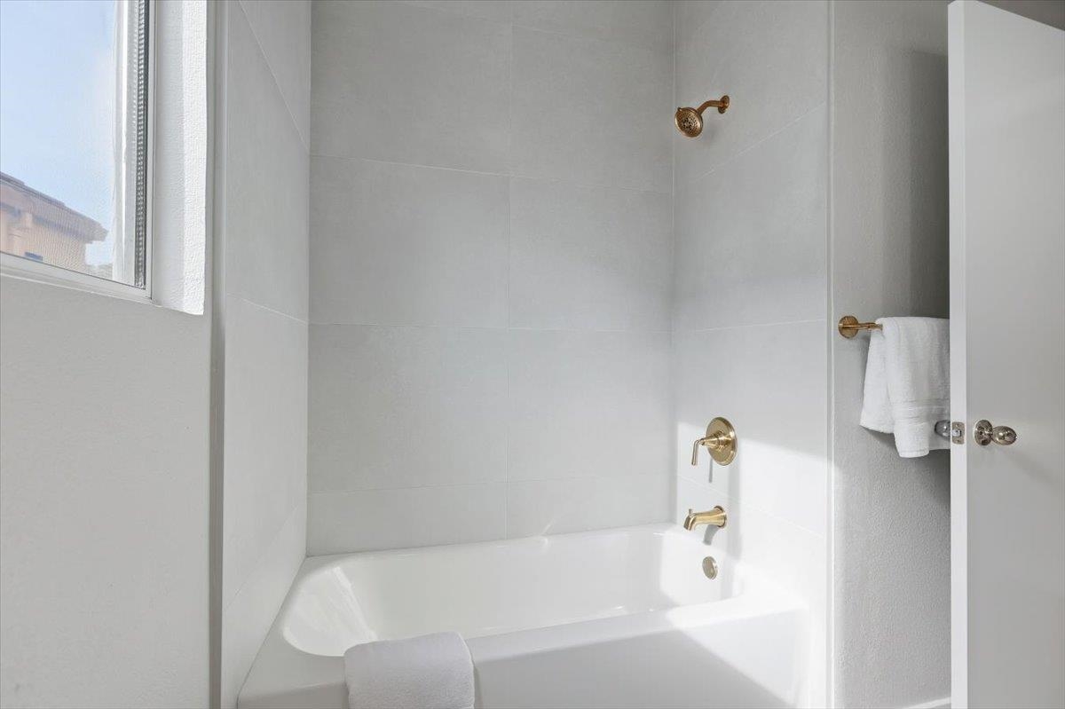 Detail Gallery Image 38 of 60 For 1274 Elkwood Dr, Milpitas,  CA 95035 - 3 Beds | 2/1 Baths