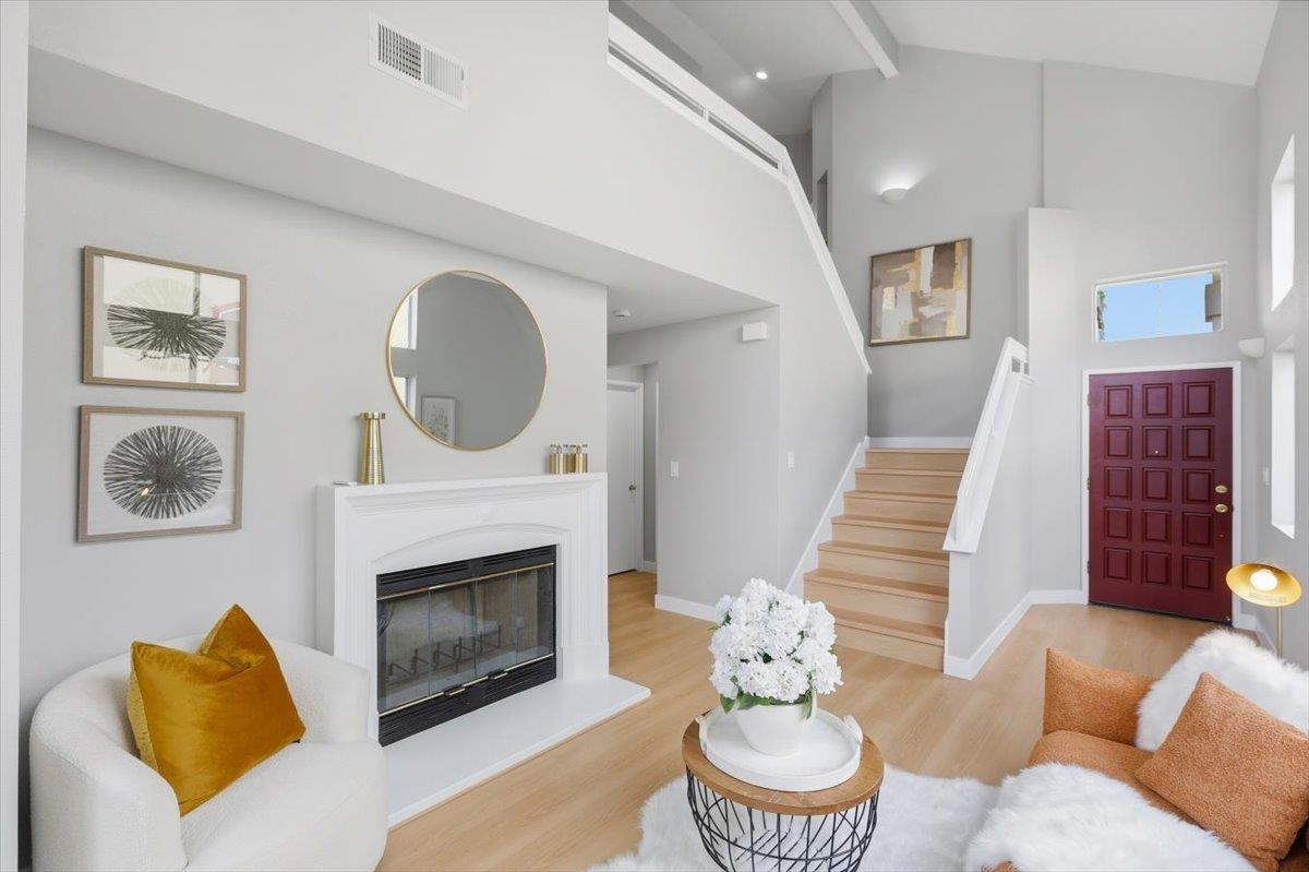 Detail Gallery Image 7 of 60 For 1274 Elkwood Dr, Milpitas,  CA 95035 - 3 Beds | 2/1 Baths